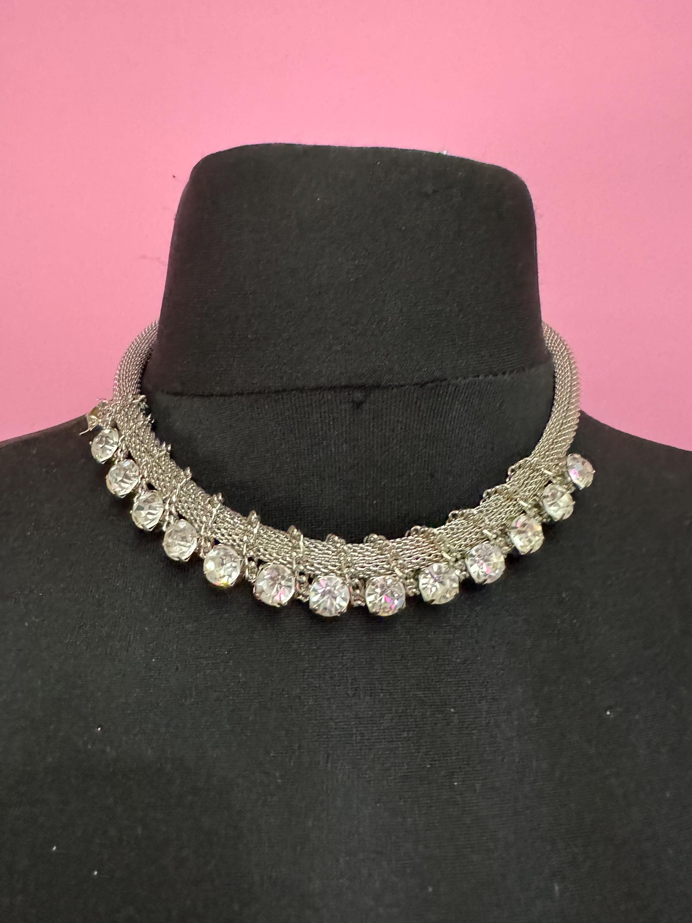 Retro mesh clear rhinestone diamanté choker necklace, silver tone