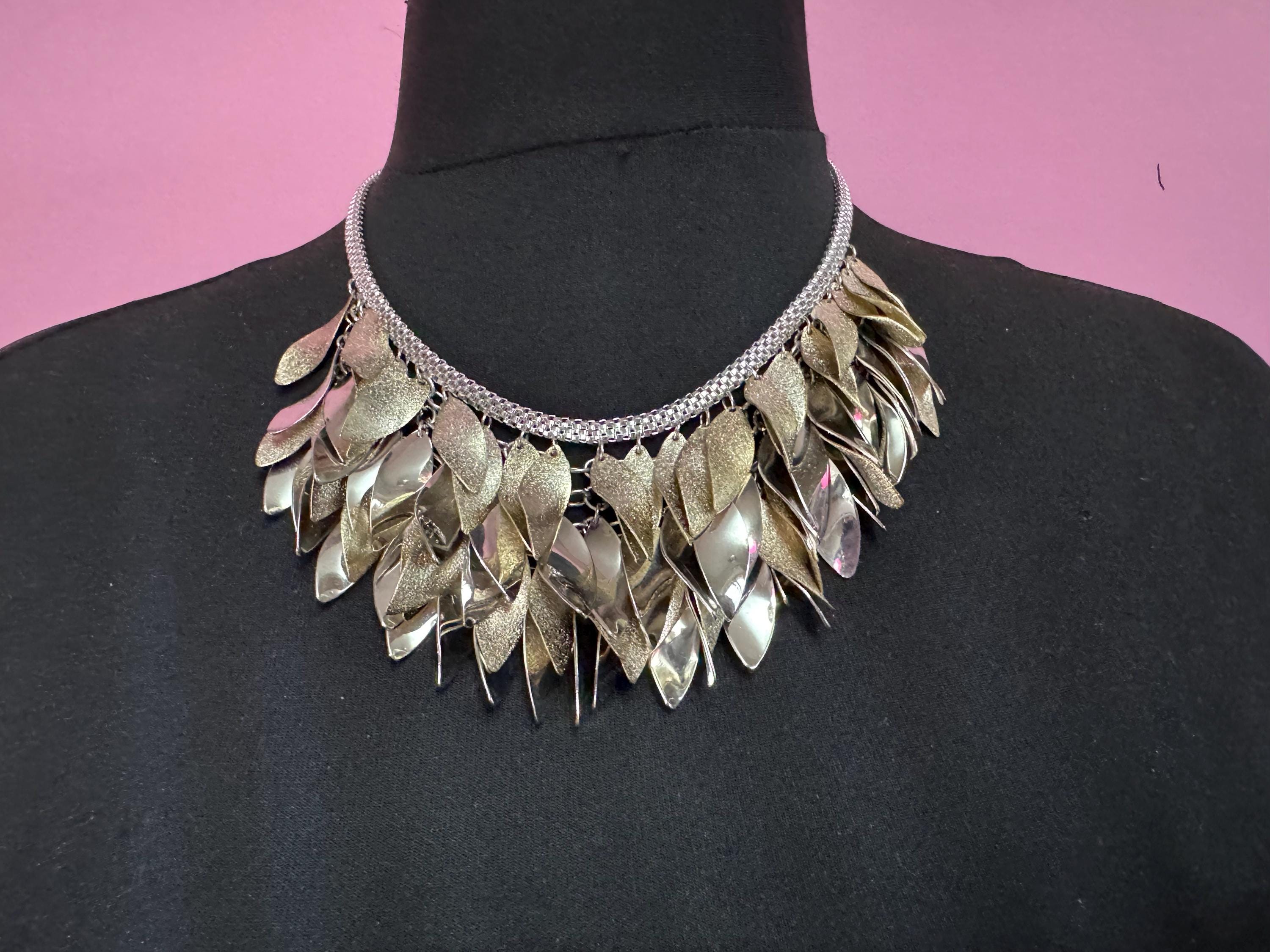 Retro silver tone choker necklace and matching bracelets leaf dangly jewellery set