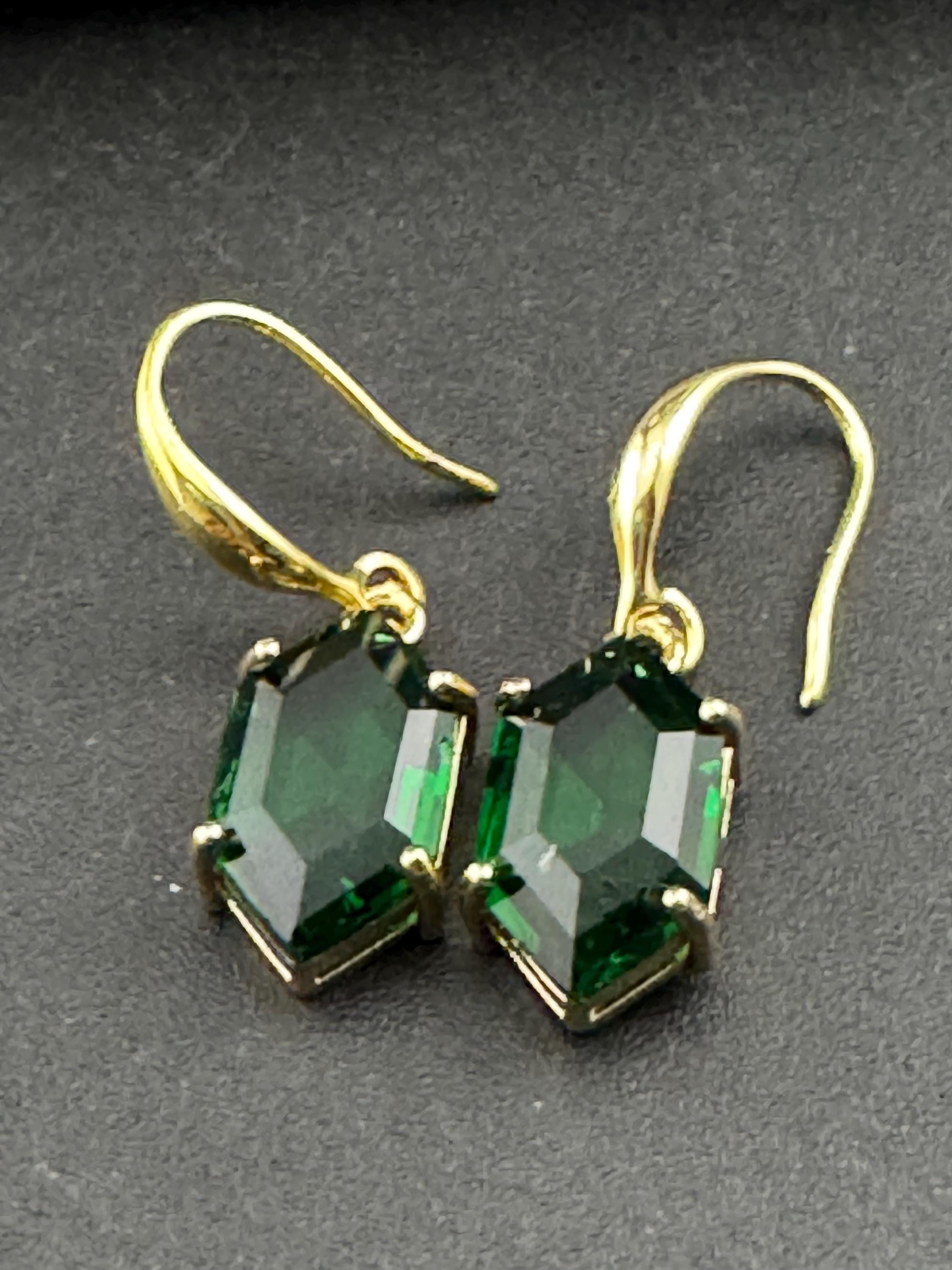 18k GP emerald green crystal diamanté drop earrings, hexagon
