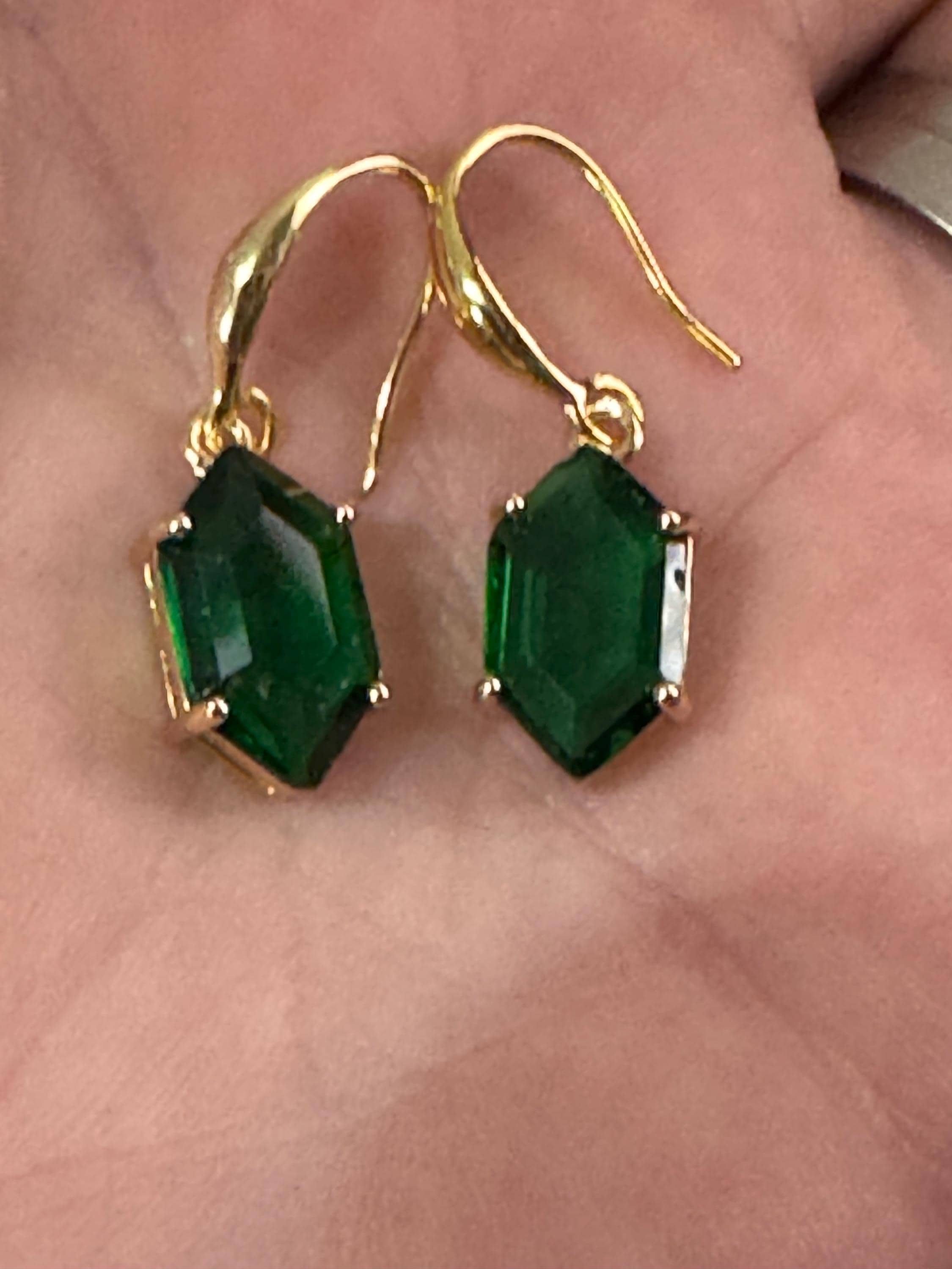 18k GP emerald green crystal diamanté drop earrings, hexagon