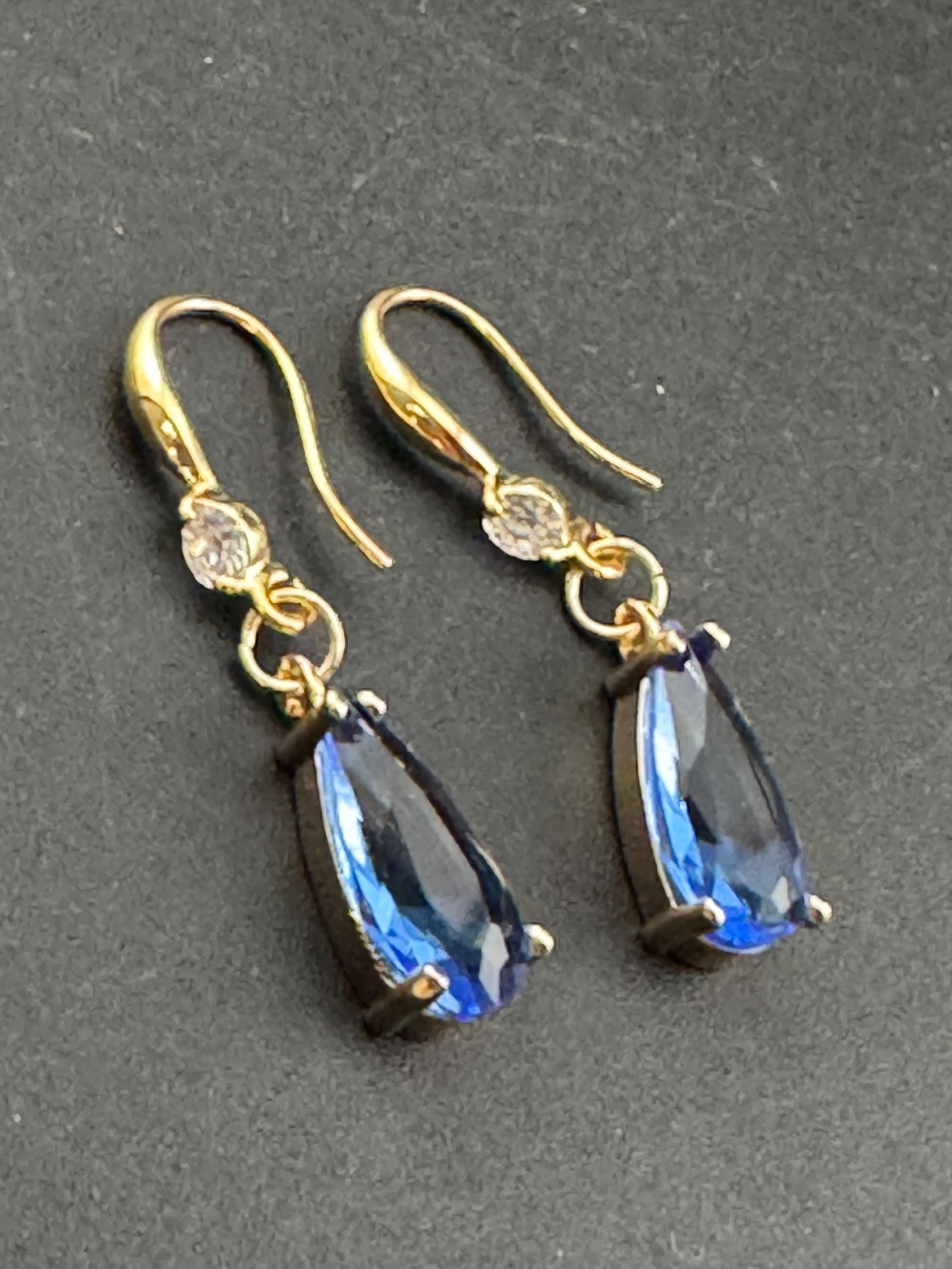 18k GP sapphire blue crystal diamanté drop earrings, teardrop