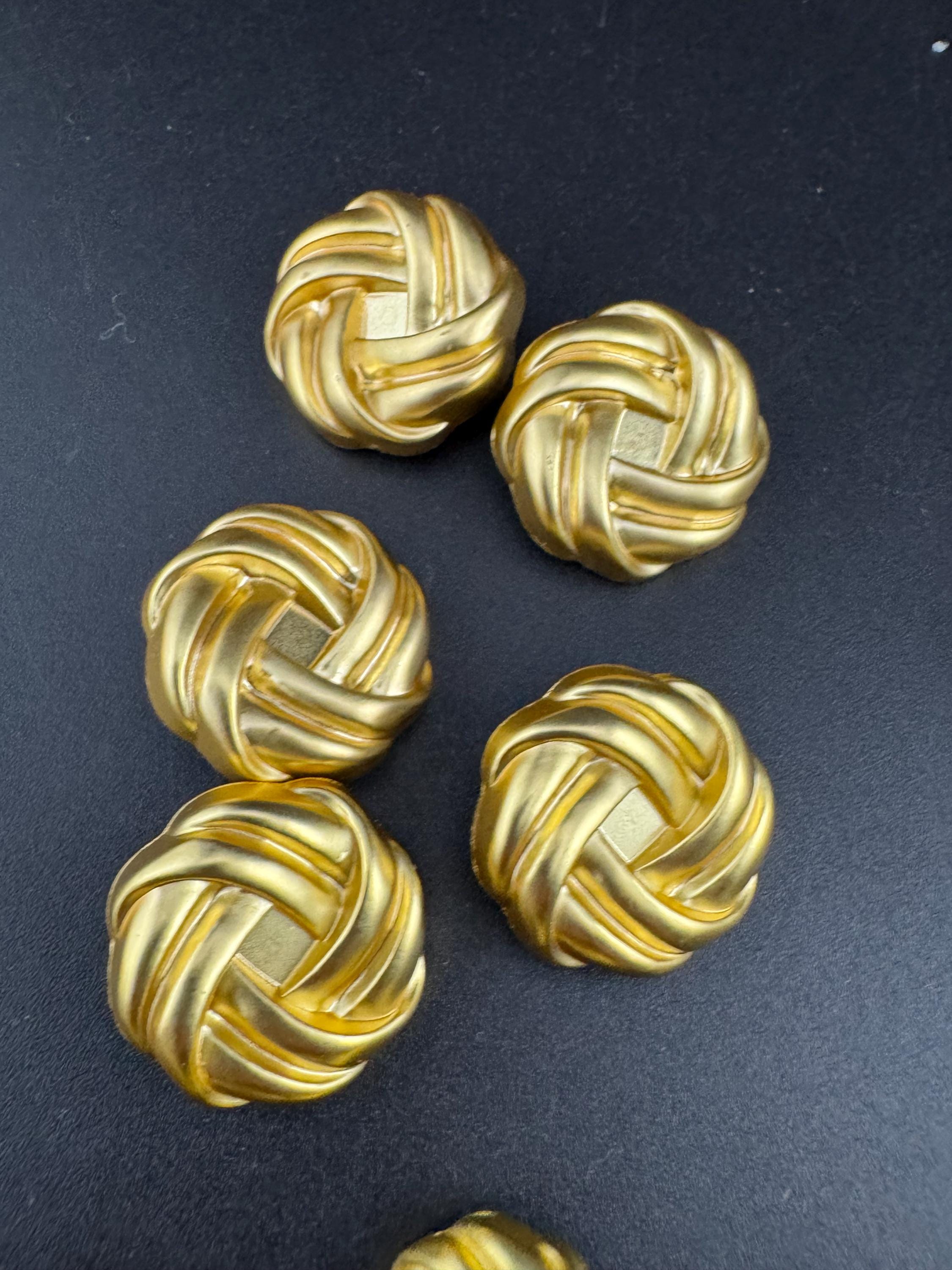 18mm Matt gold knot buttons ( set of 5), metal shank