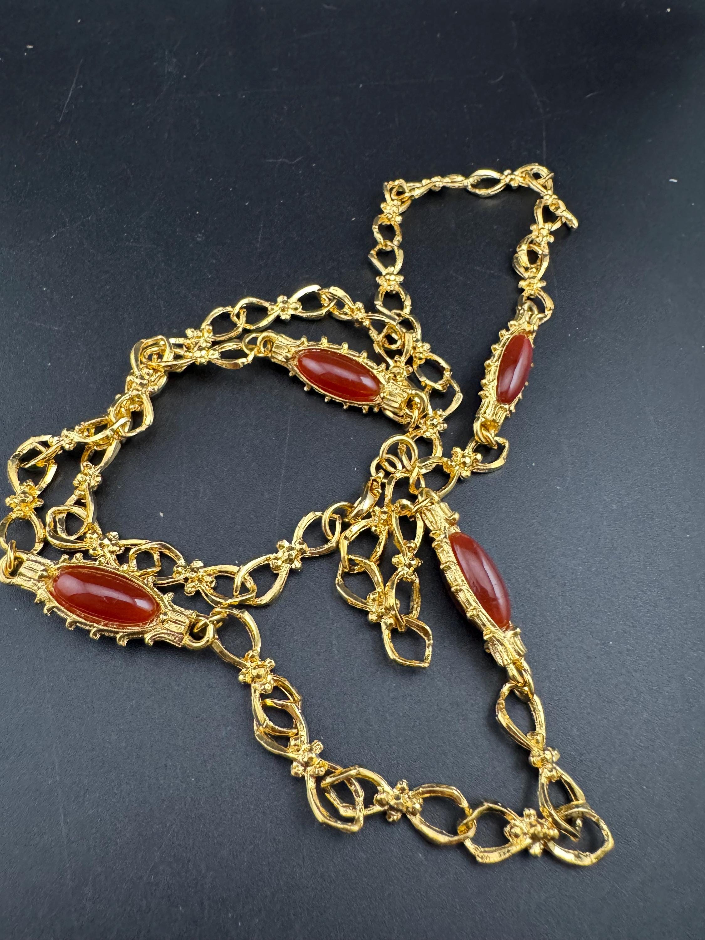 Signed David Grau glass carnelian station chain necklace, gold plated