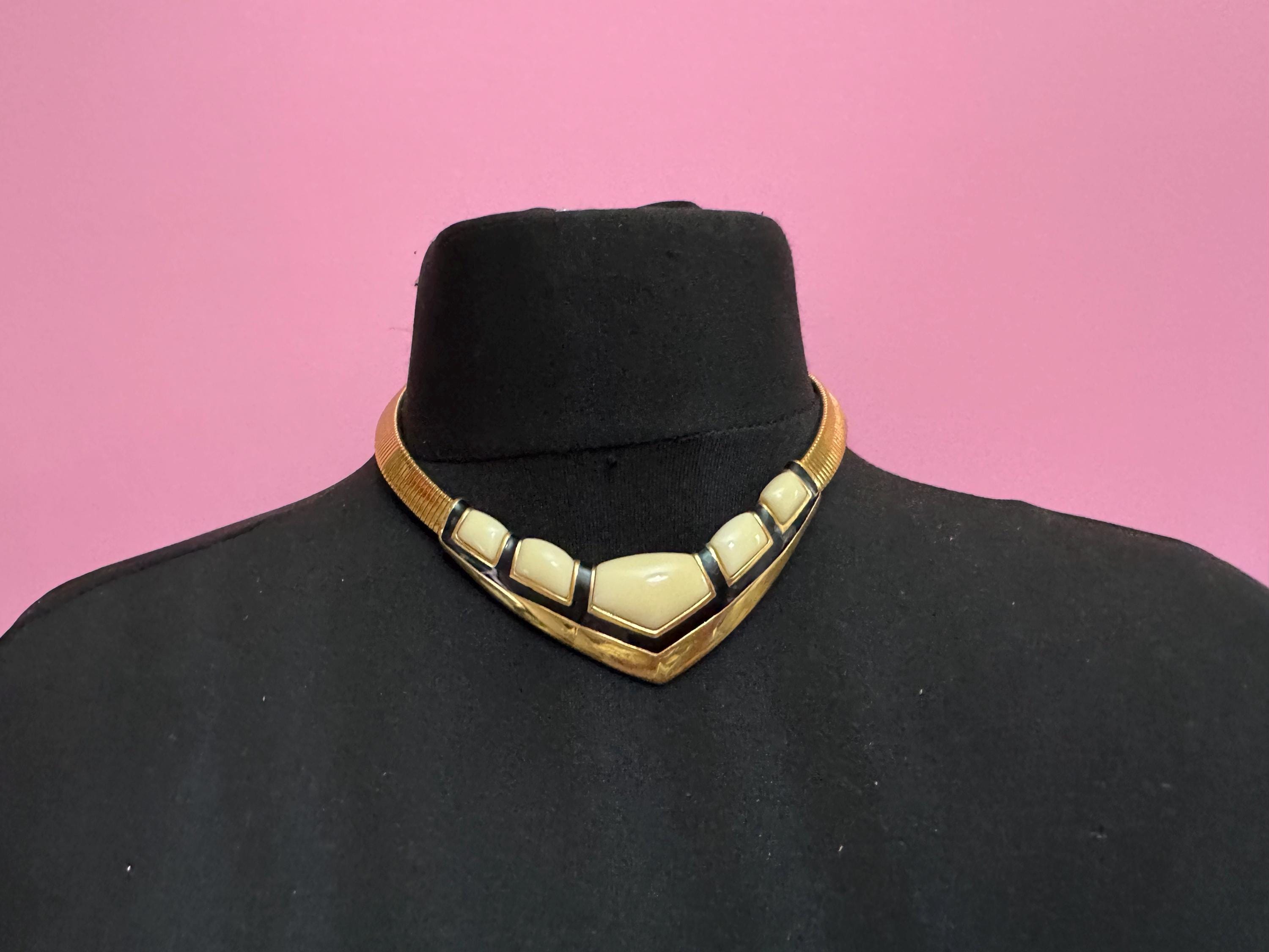 Signed NAPIER black cream Enamel Choker: Vintage Gold Tone omega necklace