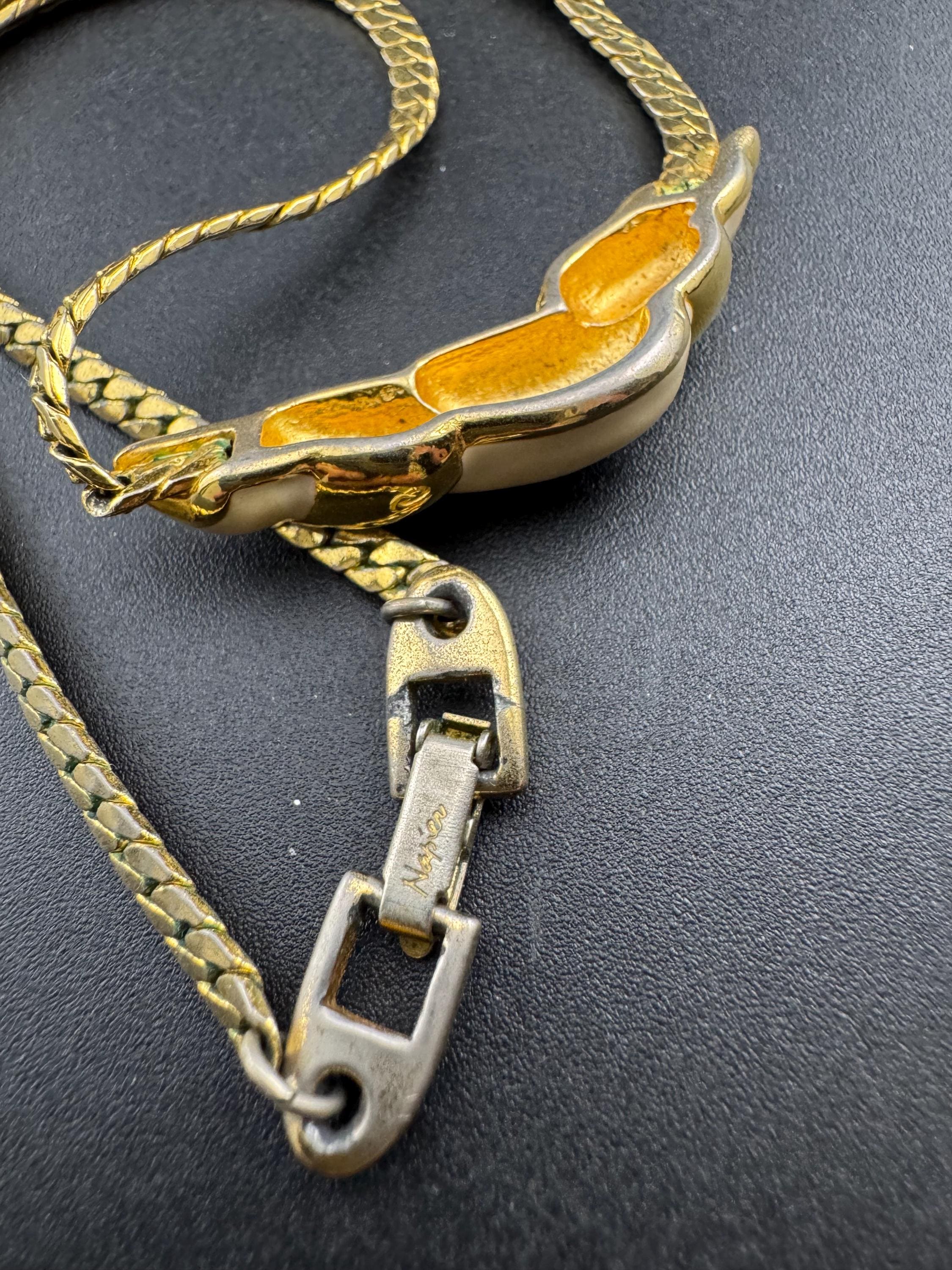 Signed NAPIER cream Enamel Choker: Vintage Gold Tone chain necklace