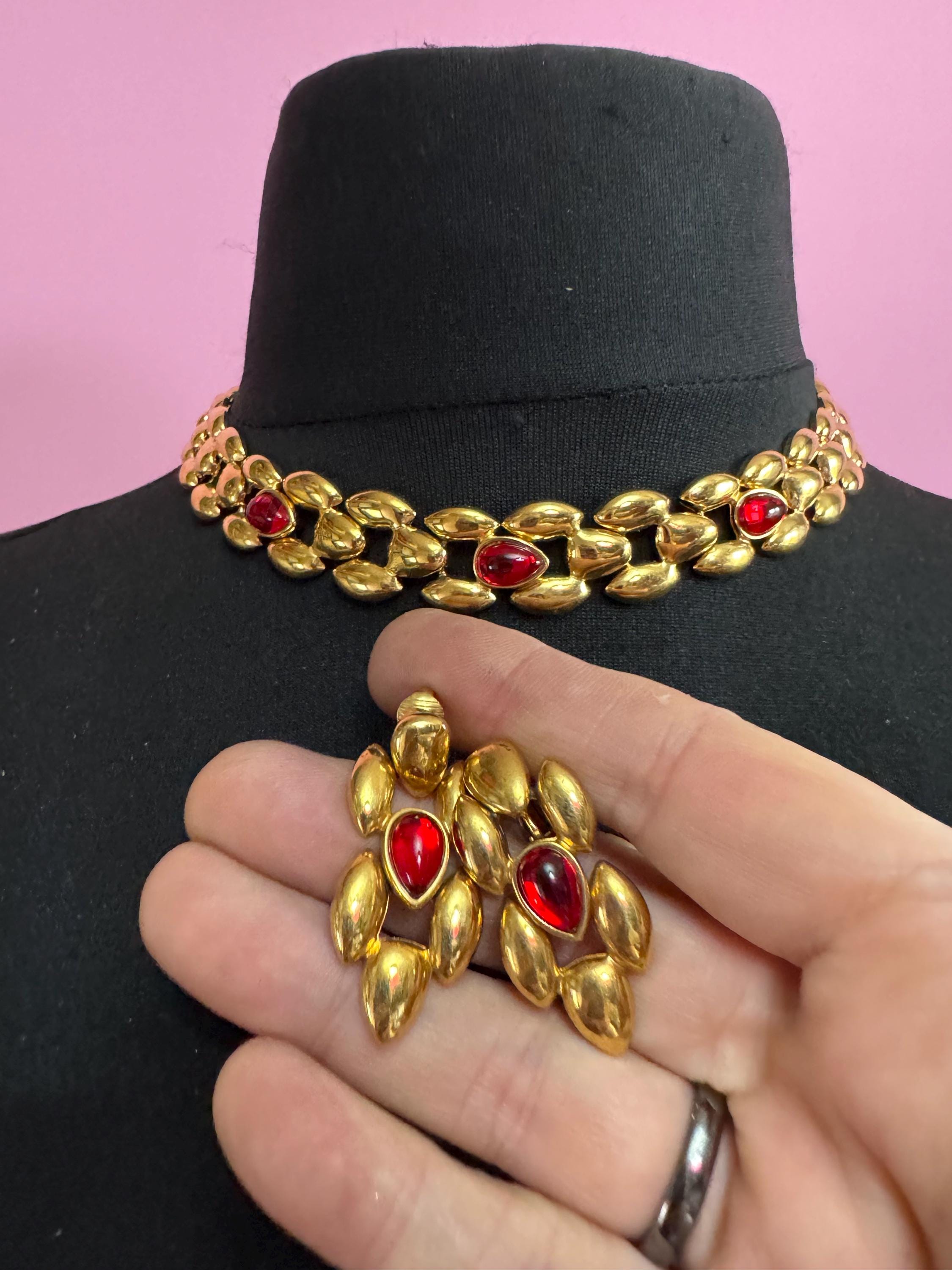 Retro 1980s Ruby red cabochon panther link necklace and clip on earrings, jewellery set
