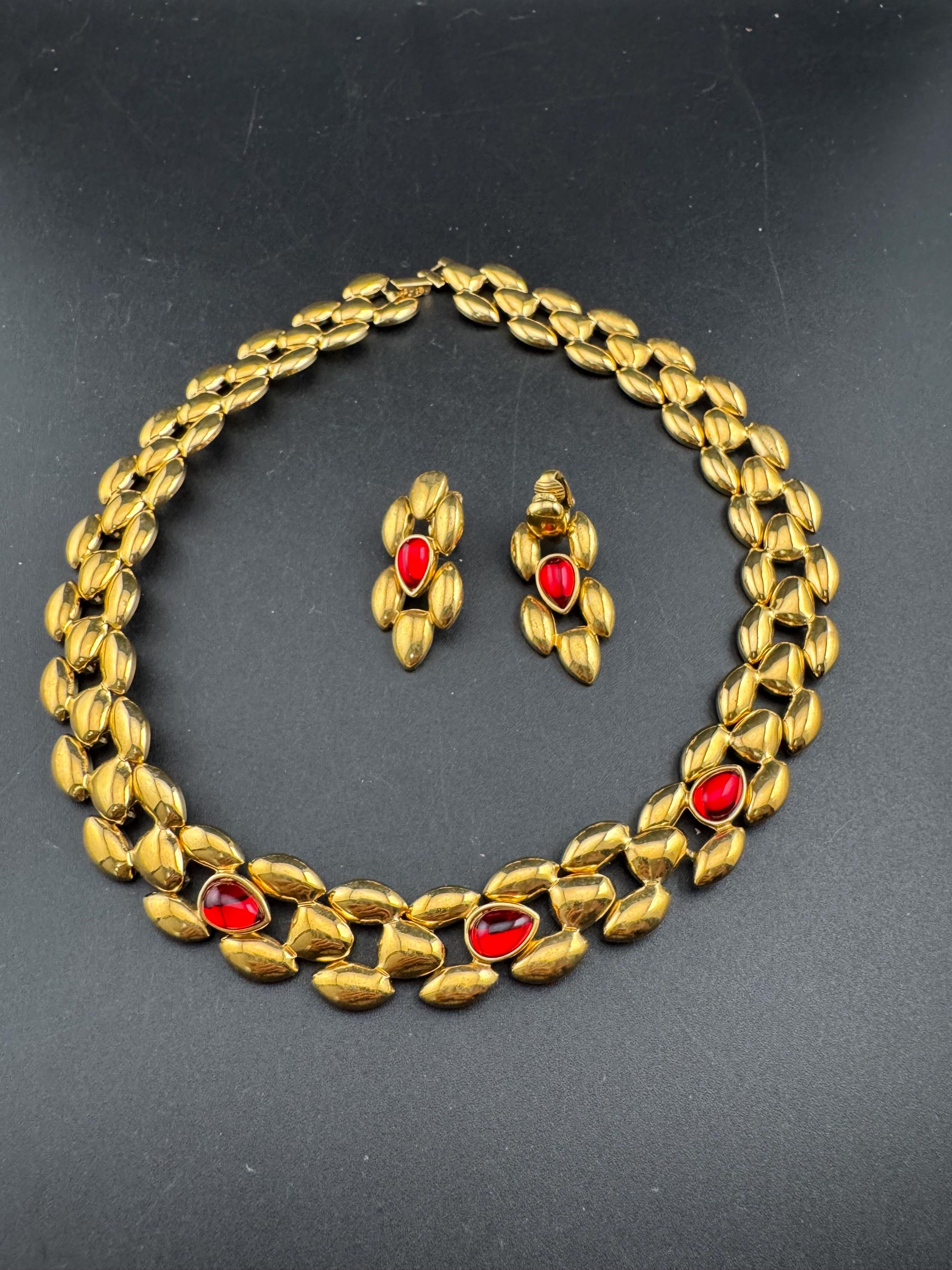 Retro 1980s Ruby red cabochon panther link necklace and clip on earrings, jewellery set