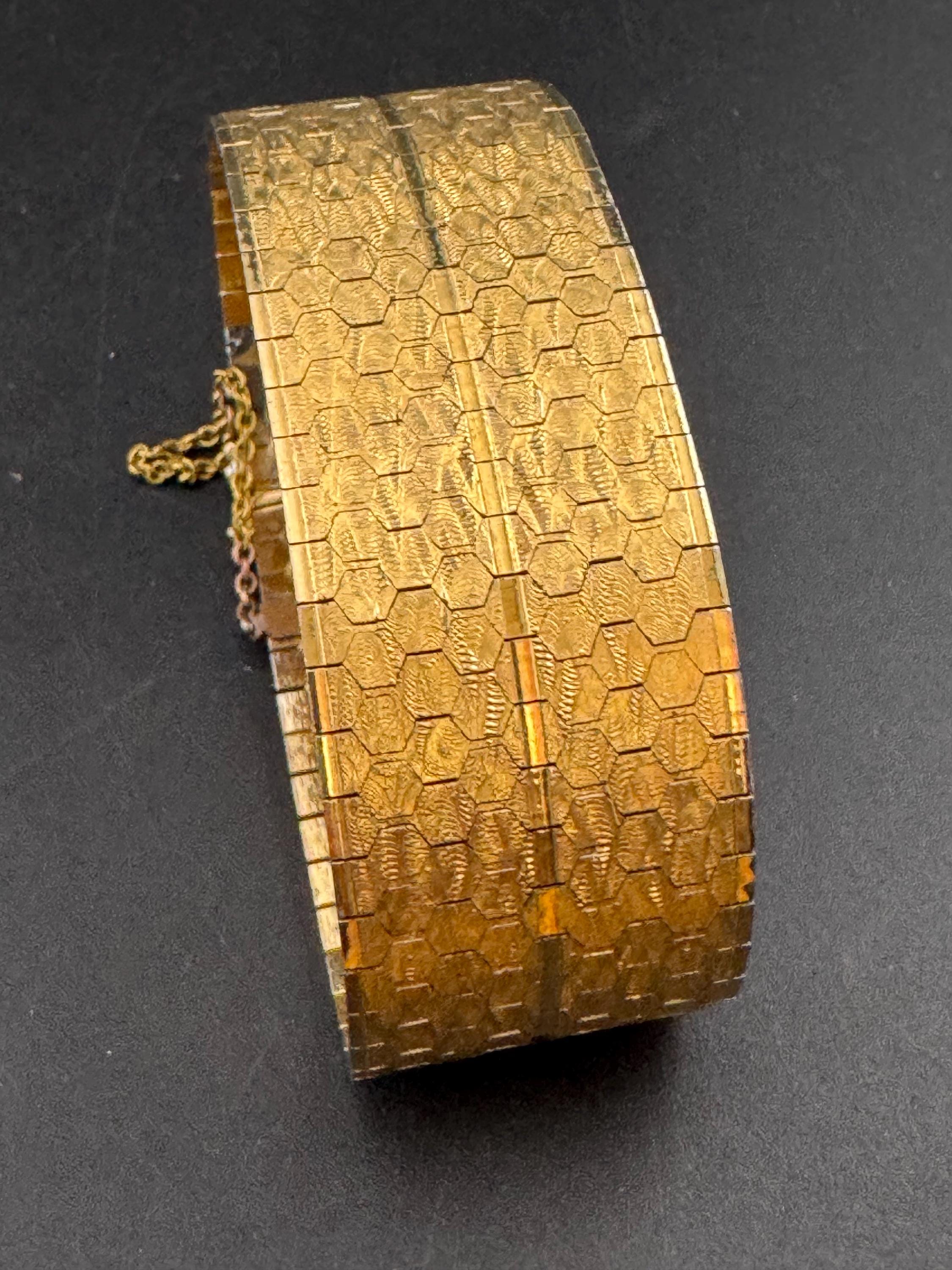 1970s articulated 0750 18k gold plated wide bracelet