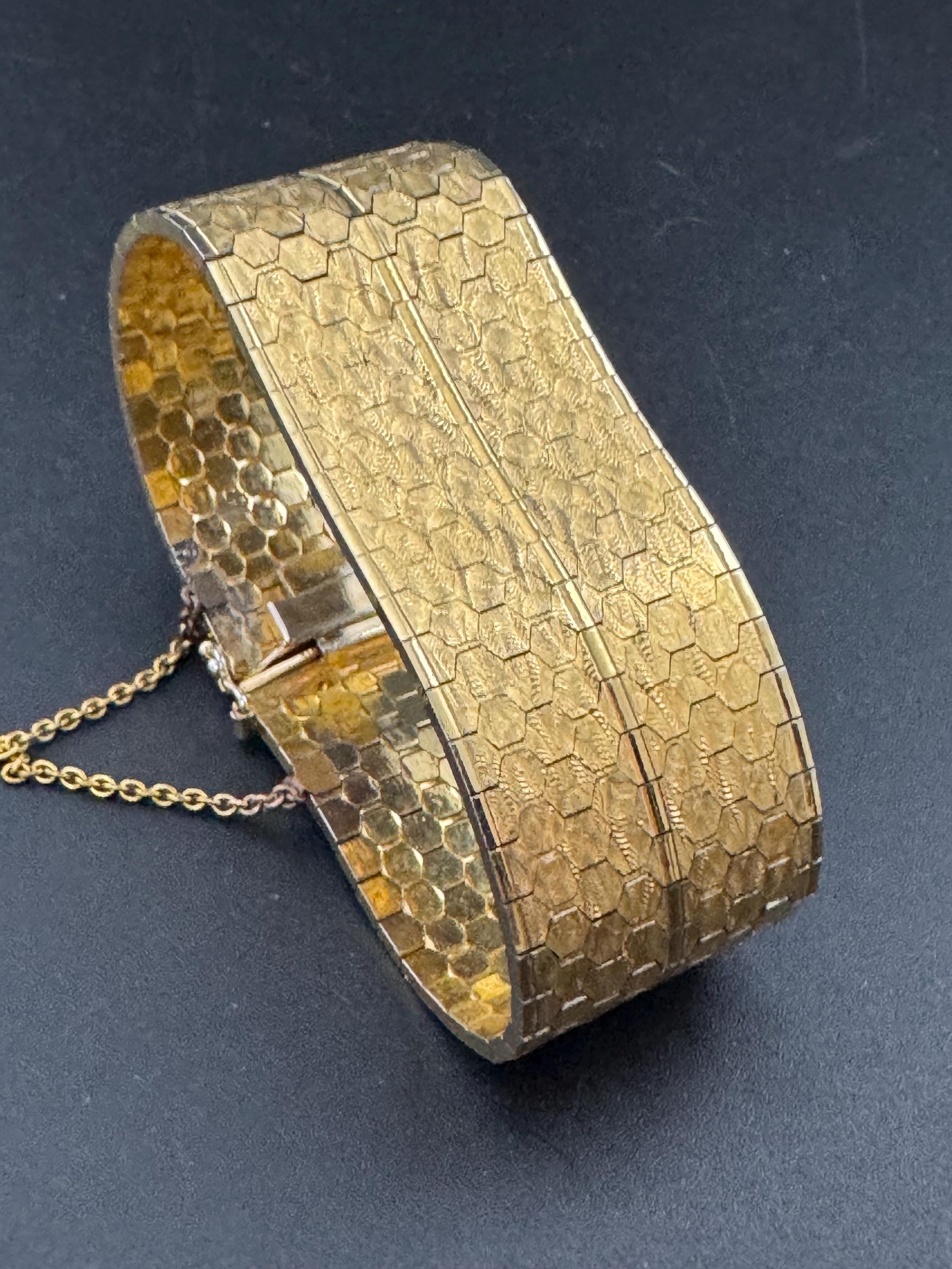 1970s articulated 0750 18k gold plated wide bracelet