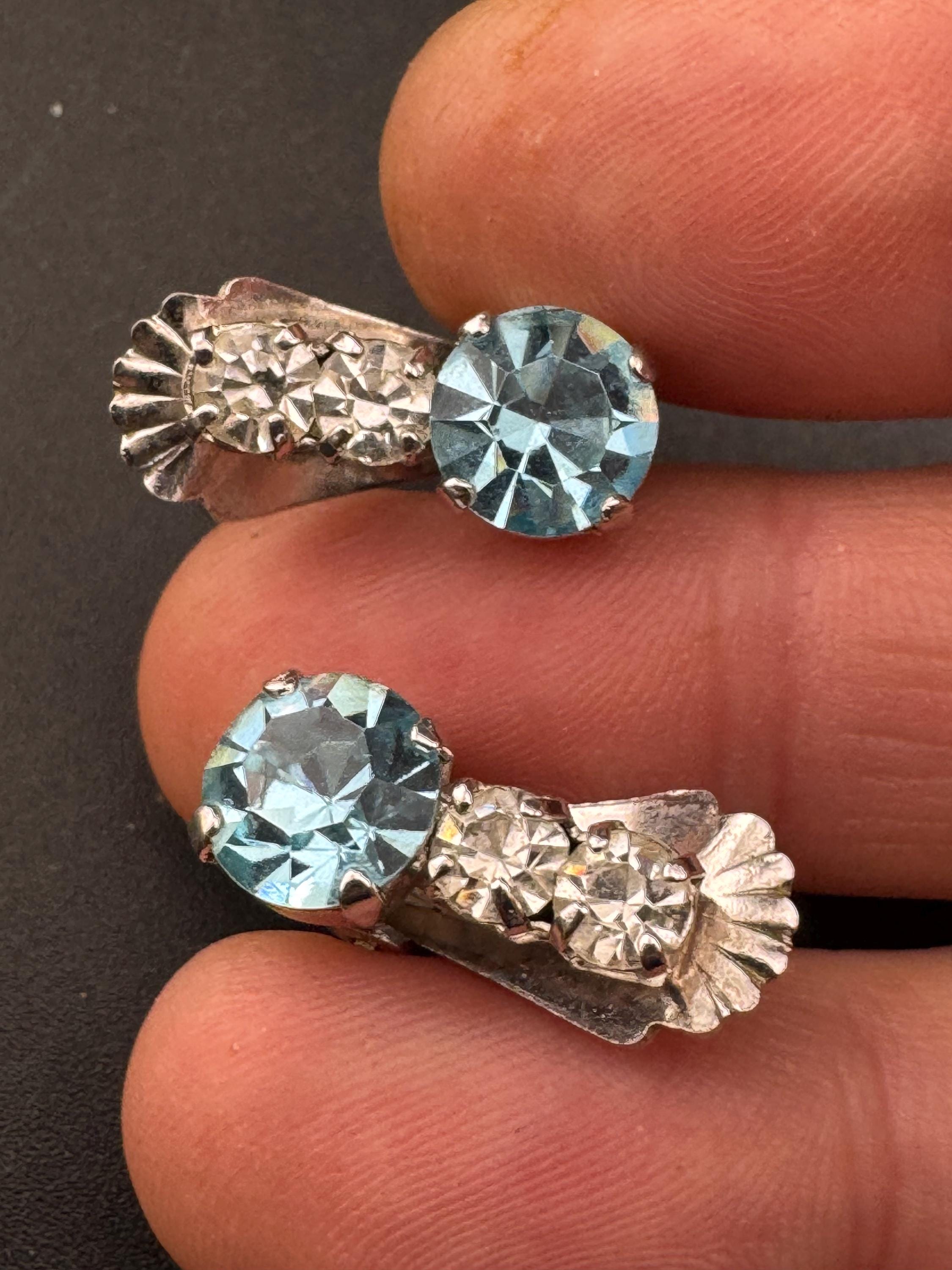 Vintage light blue sapphire and clear glass diamanté clip on earrings, silver tone