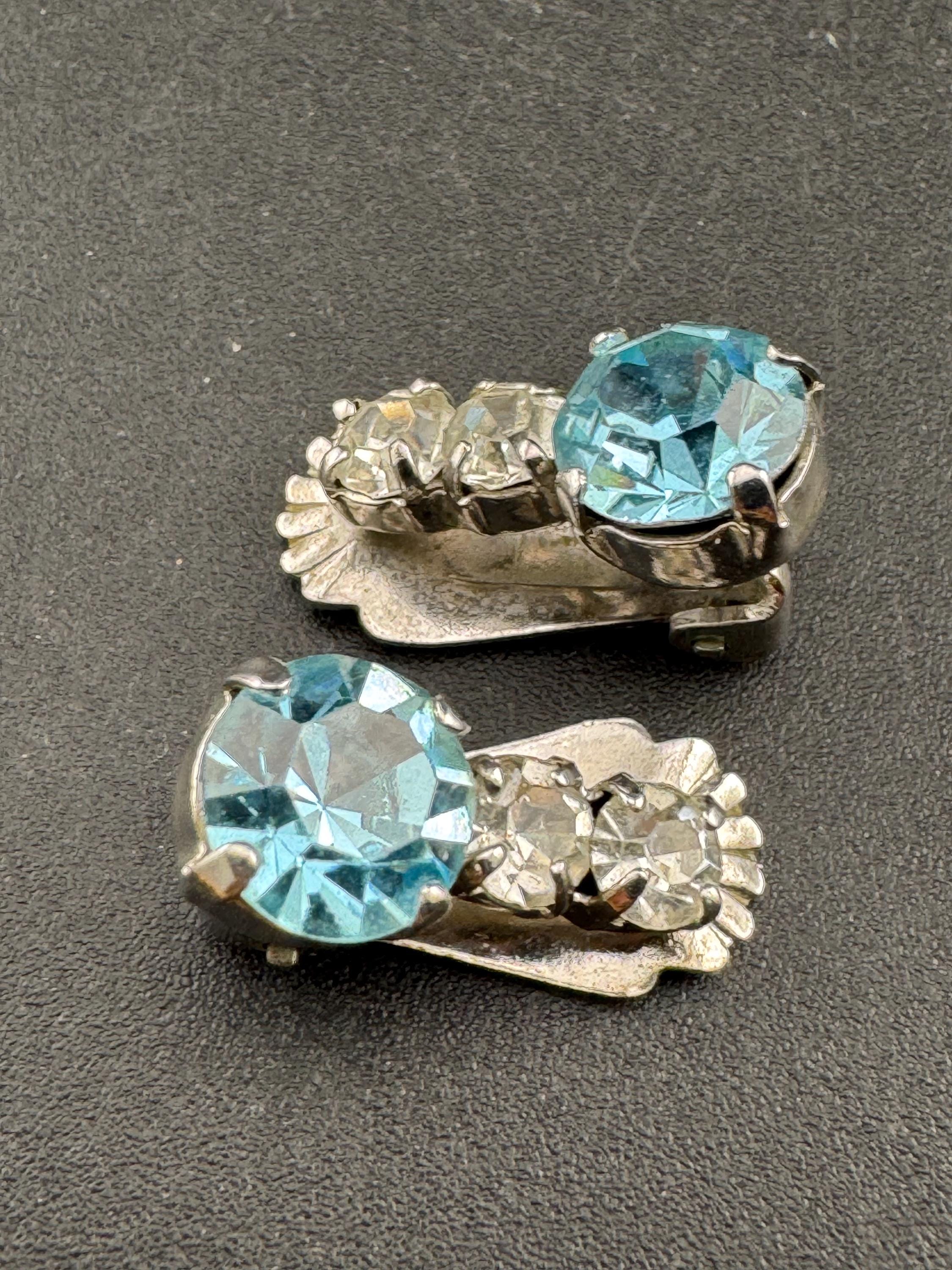 Vintage light blue sapphire and clear glass diamanté clip on earrings, silver tone
