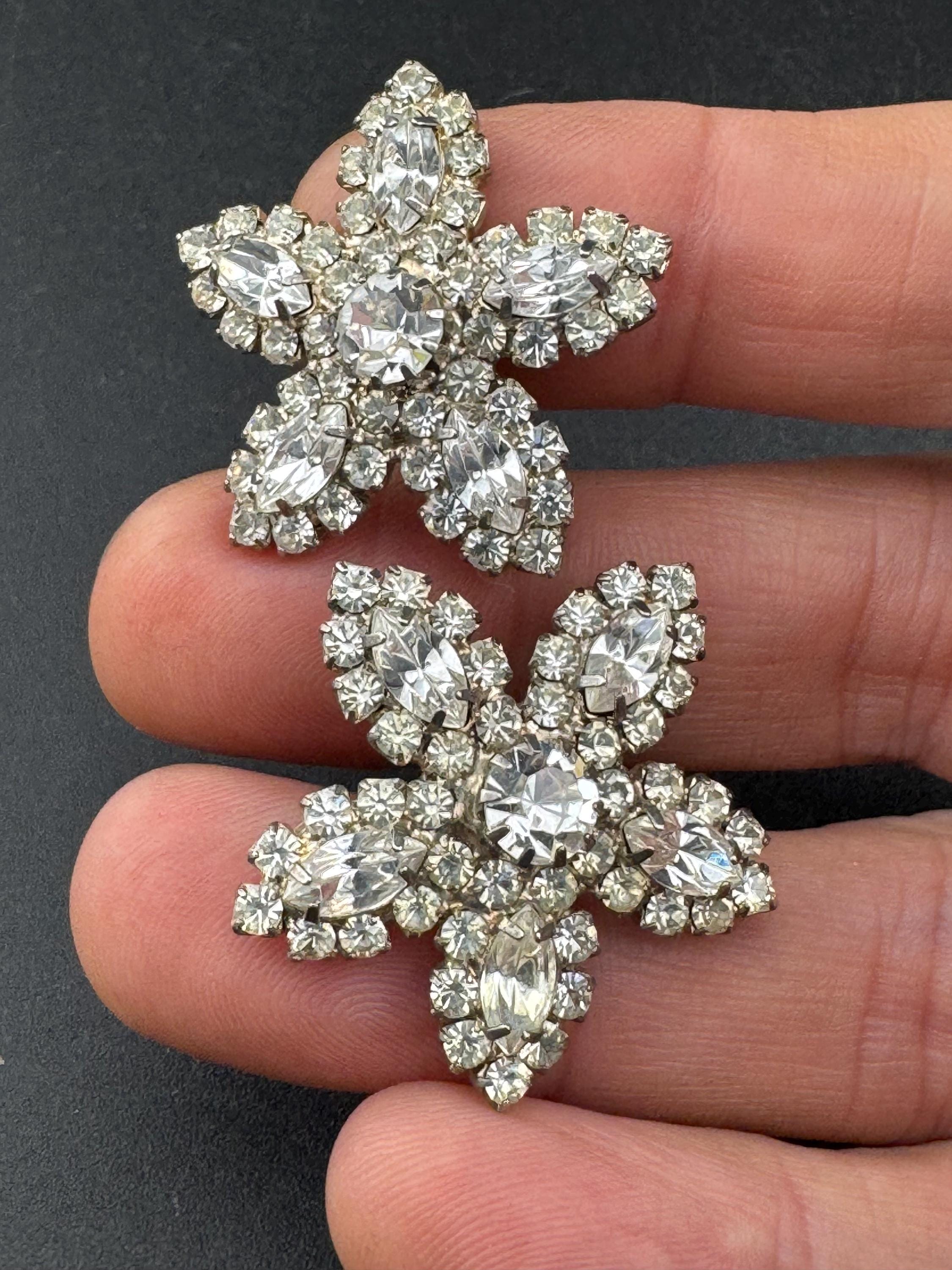 oversized vintage clear crystal Rhinestone star Clip On Earrings, silver tone studs