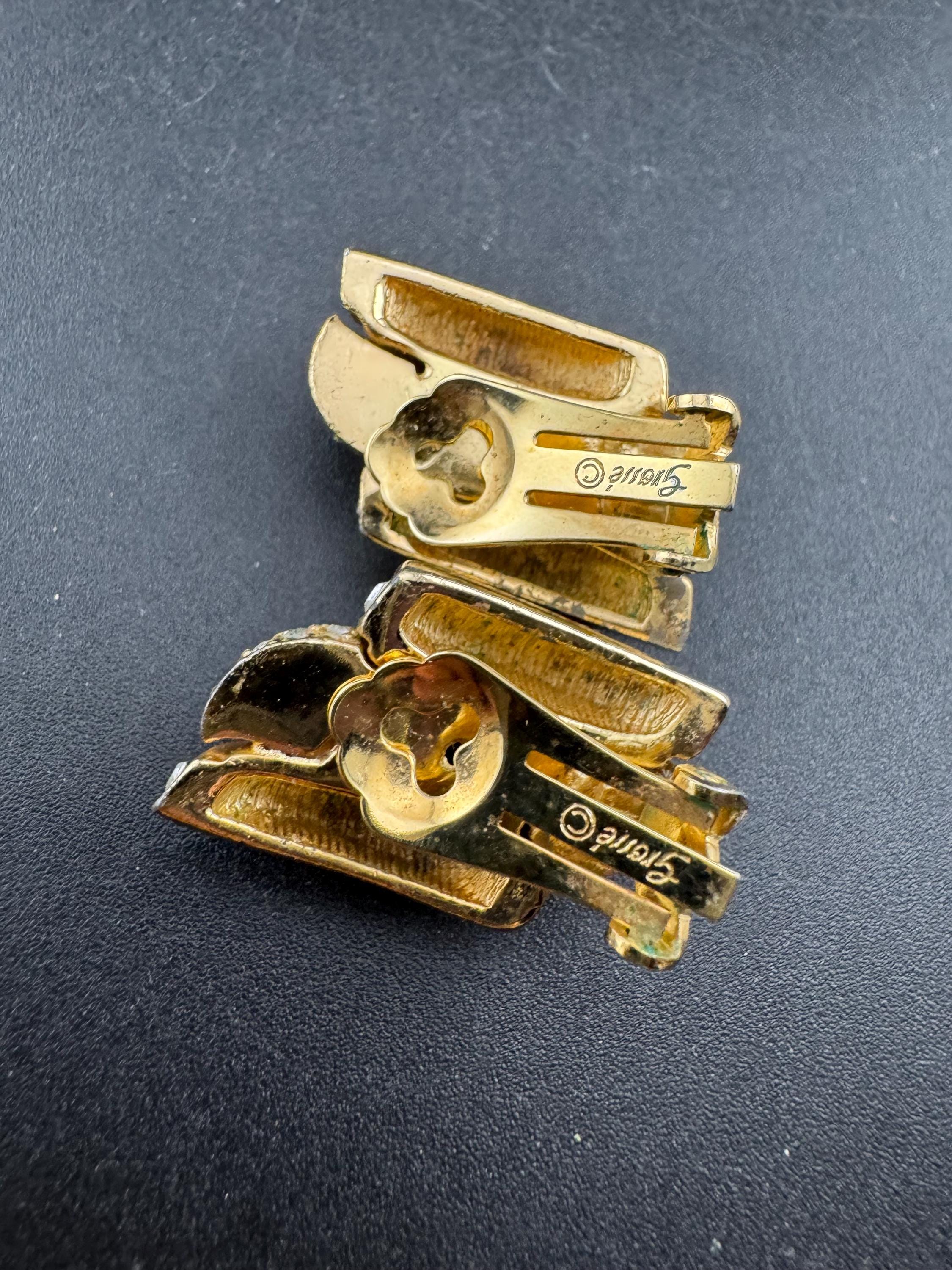 Signed GROSSE clear baguette crystal Diamante clip on earrings, high end 3cm designer studs