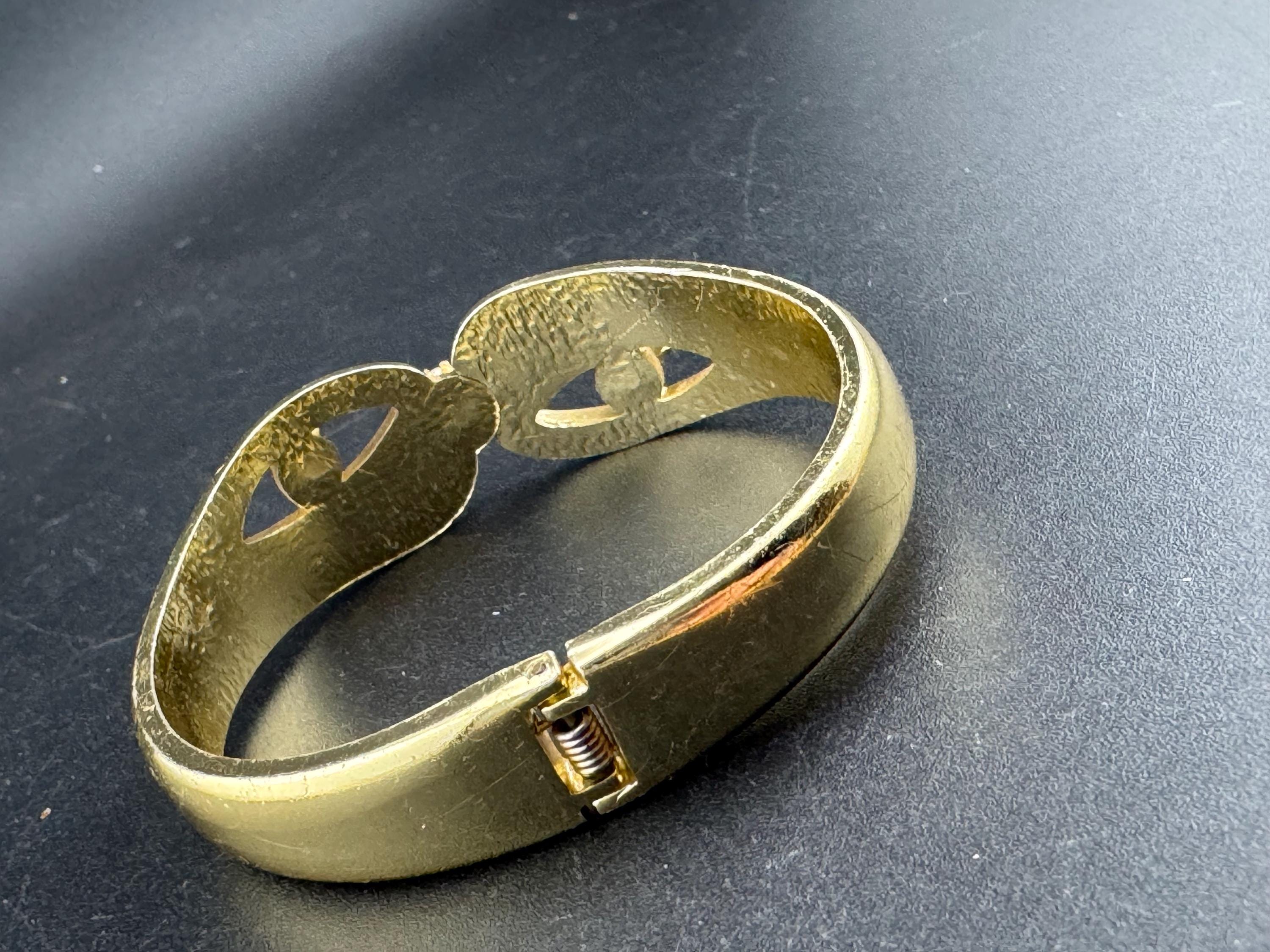 old Vintage gold AB Aurora borealis rhinestone hinged bangle bracelet