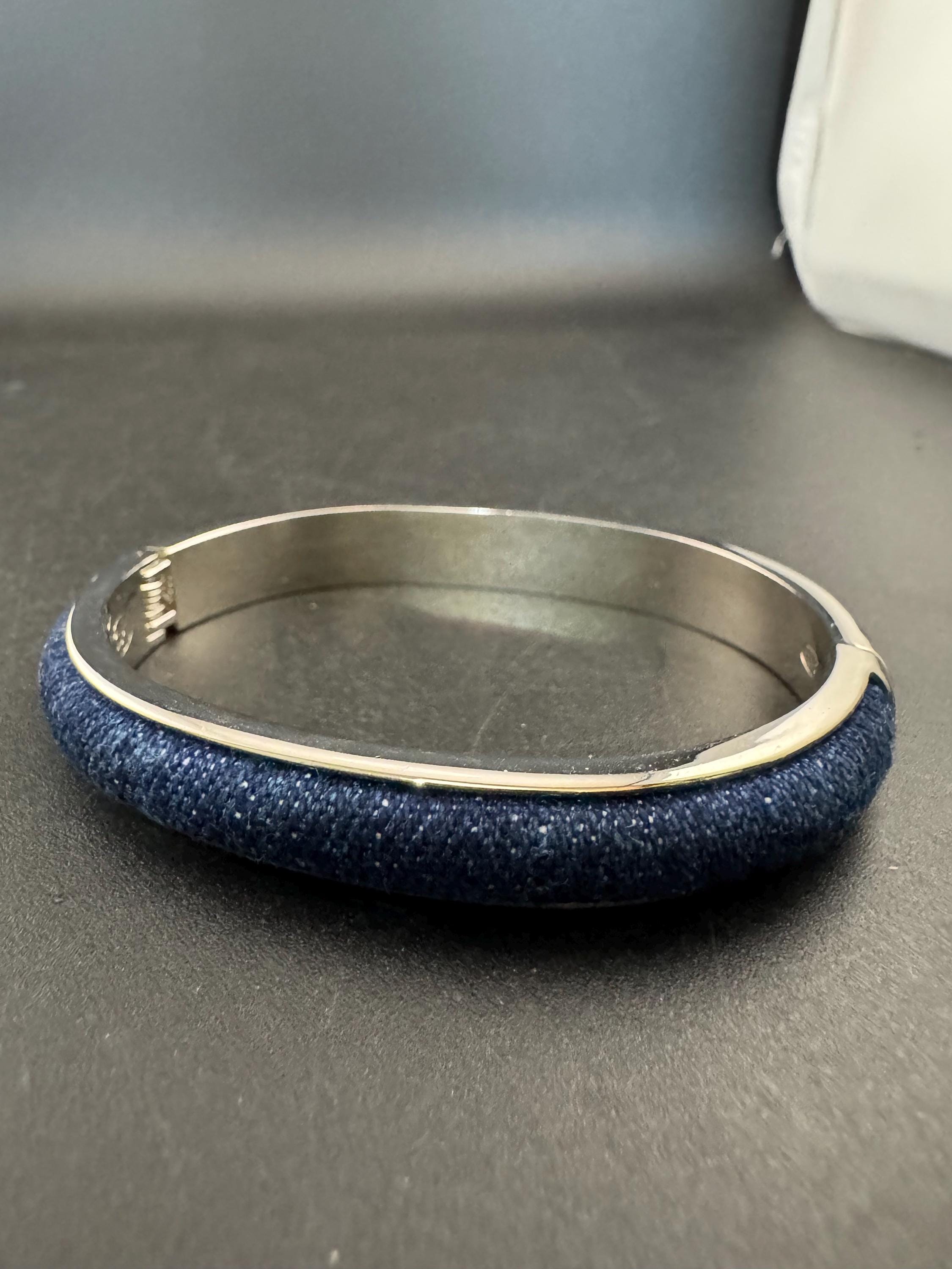 Signed Joan rivers denim blue clamper bangle: silver plated bracelet