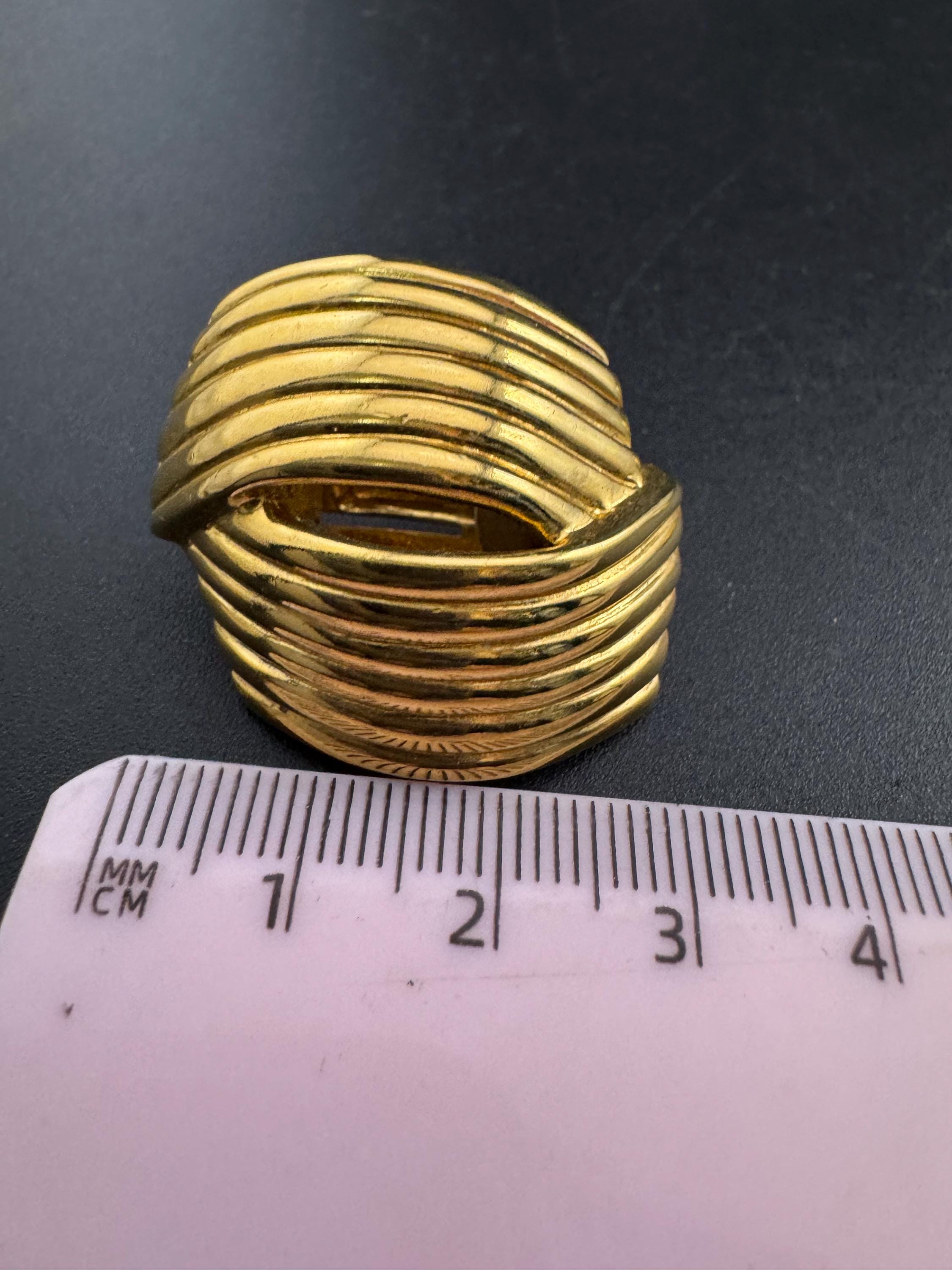 Joan rivers oversized gold plated clip on earrings