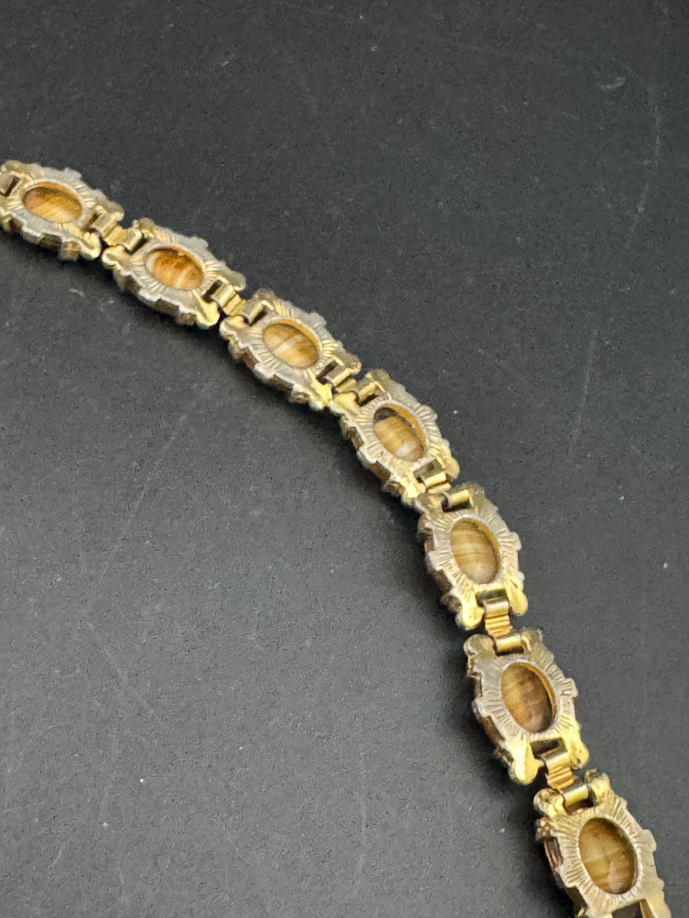 Vintage brown Gold Tone panel link cocktail bracelet, givre glass marbled cabochons