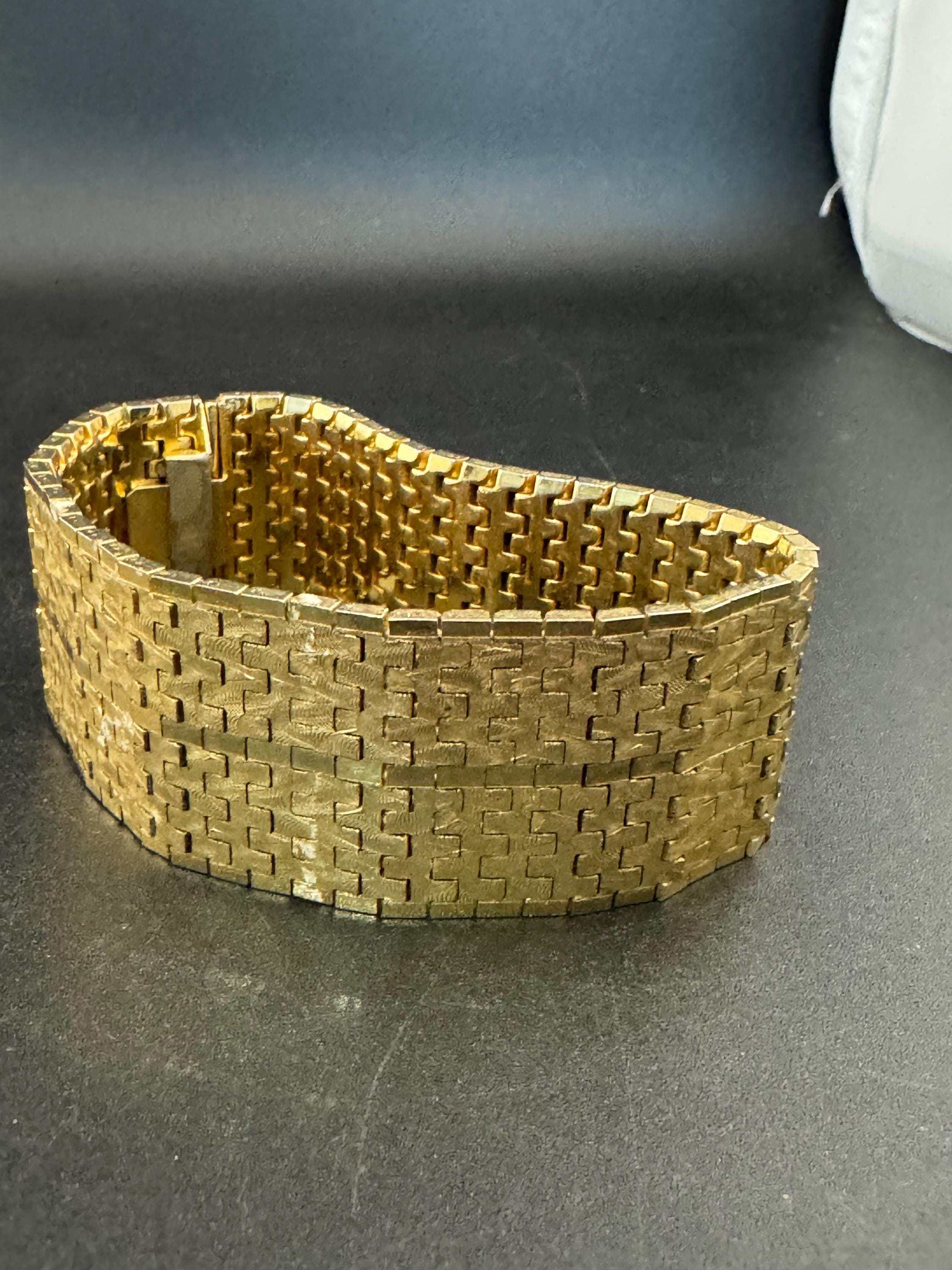 1970s 18k GP flat 3cm wide articulated cuff bracelet, Italian gold plated