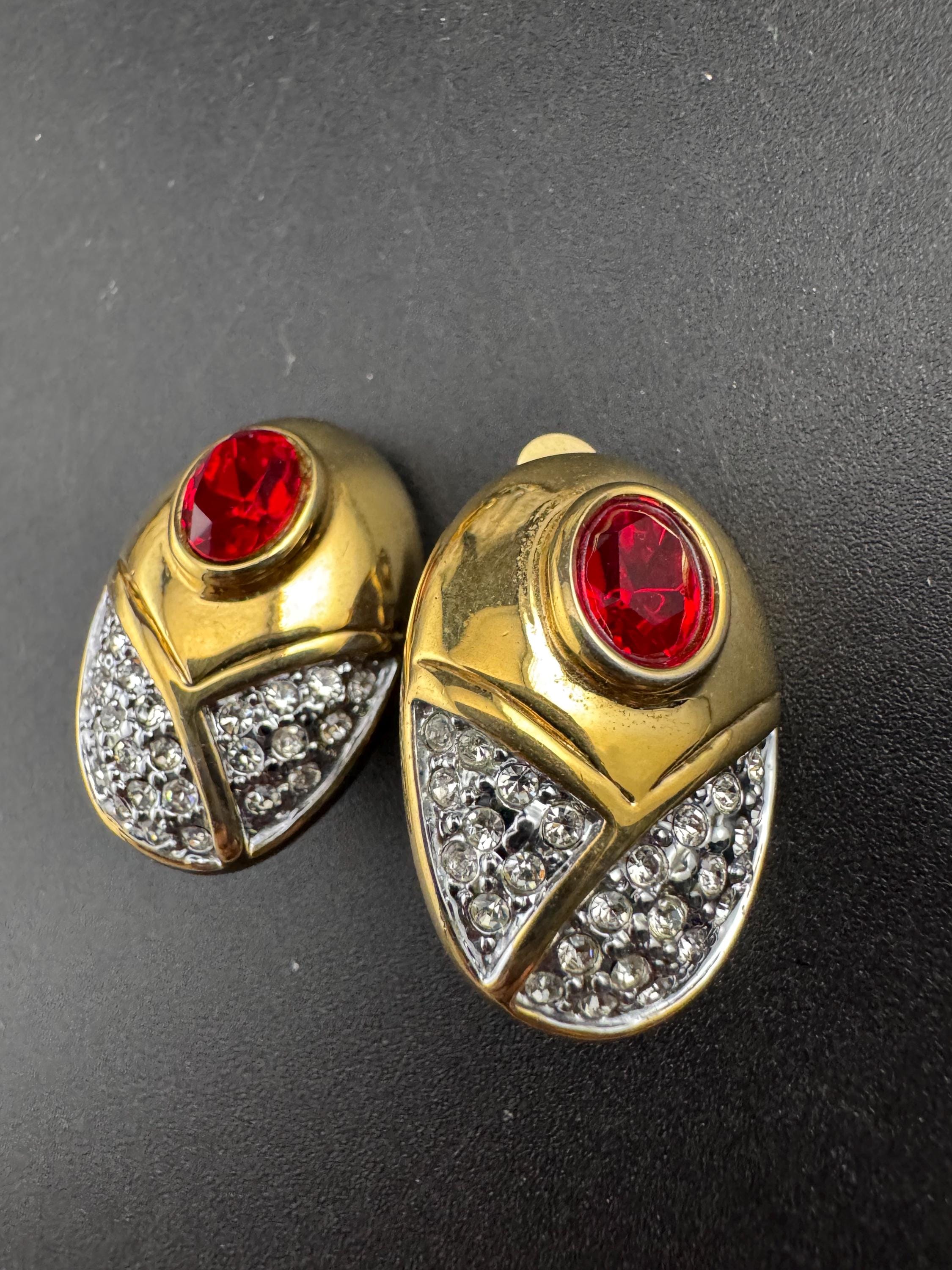 Vintage 1980s Clip On rhinestone Earrings: Gold Tone Red Cabochon, Gripoix Style