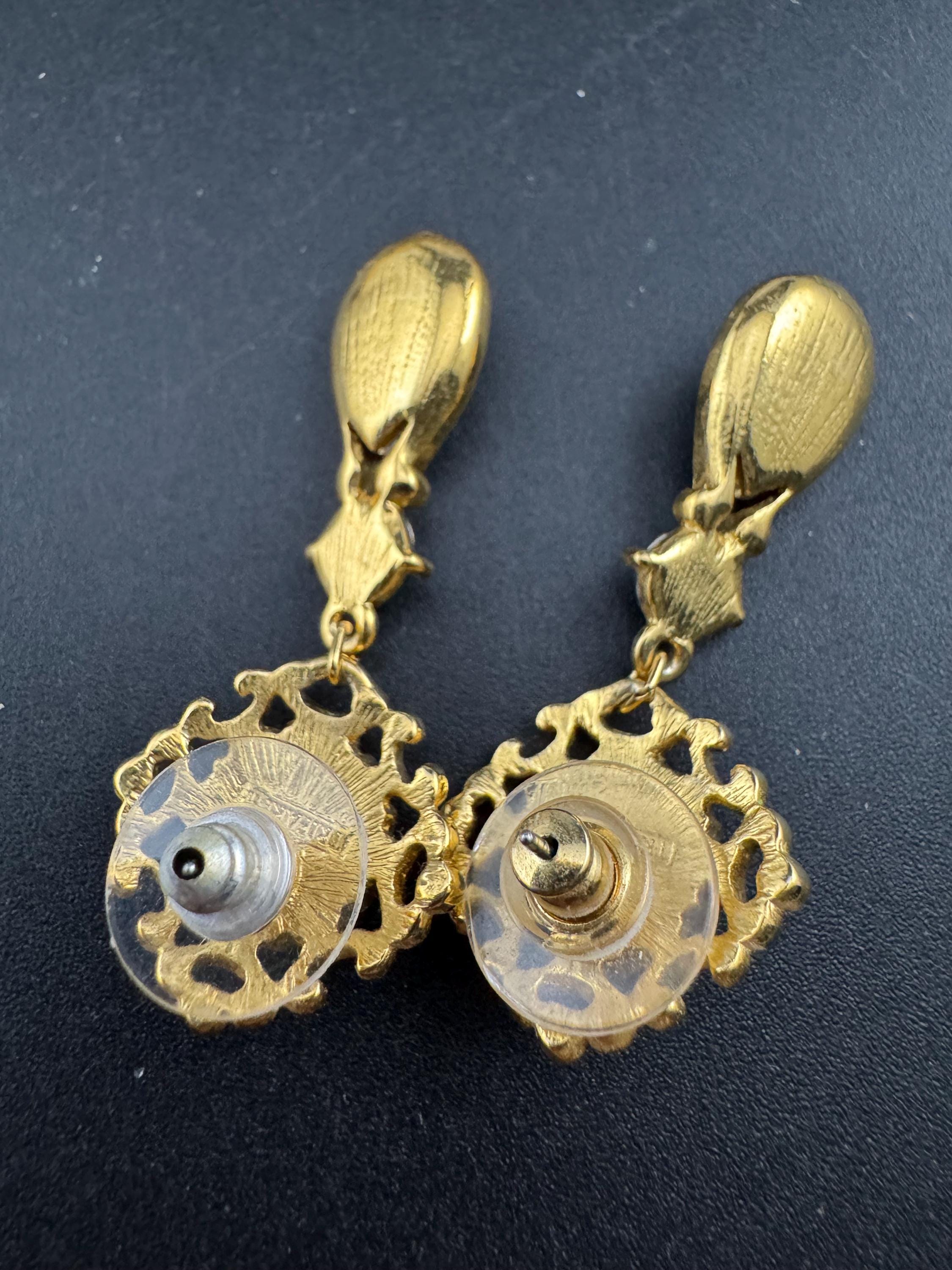 Vintage blue Red Green Cabochon pierced dangly Earrings: Gold Tone Dangle, 1990s