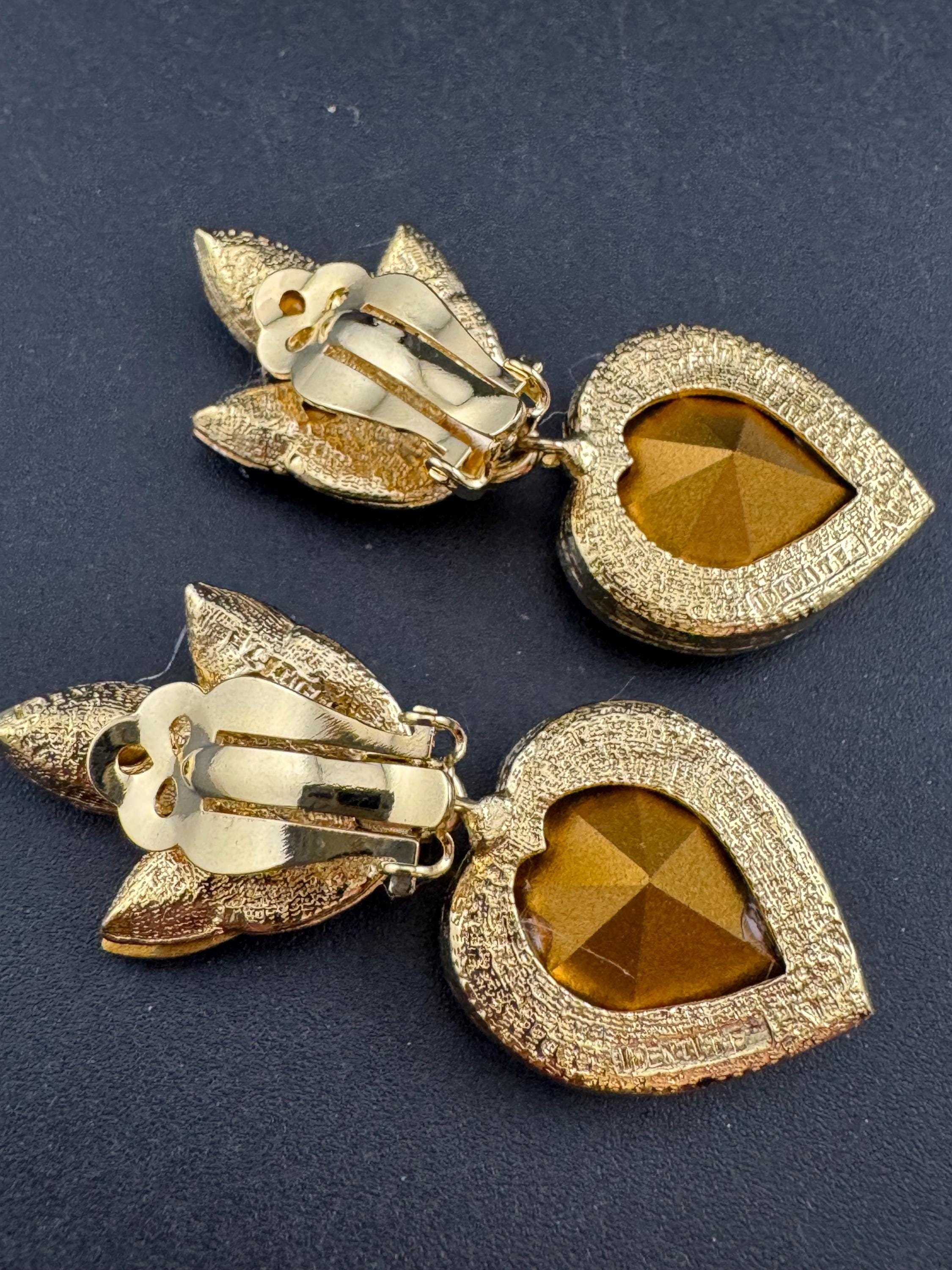 vintage emerald green Swarovski crystal love heart earrings, gold tone 1980s