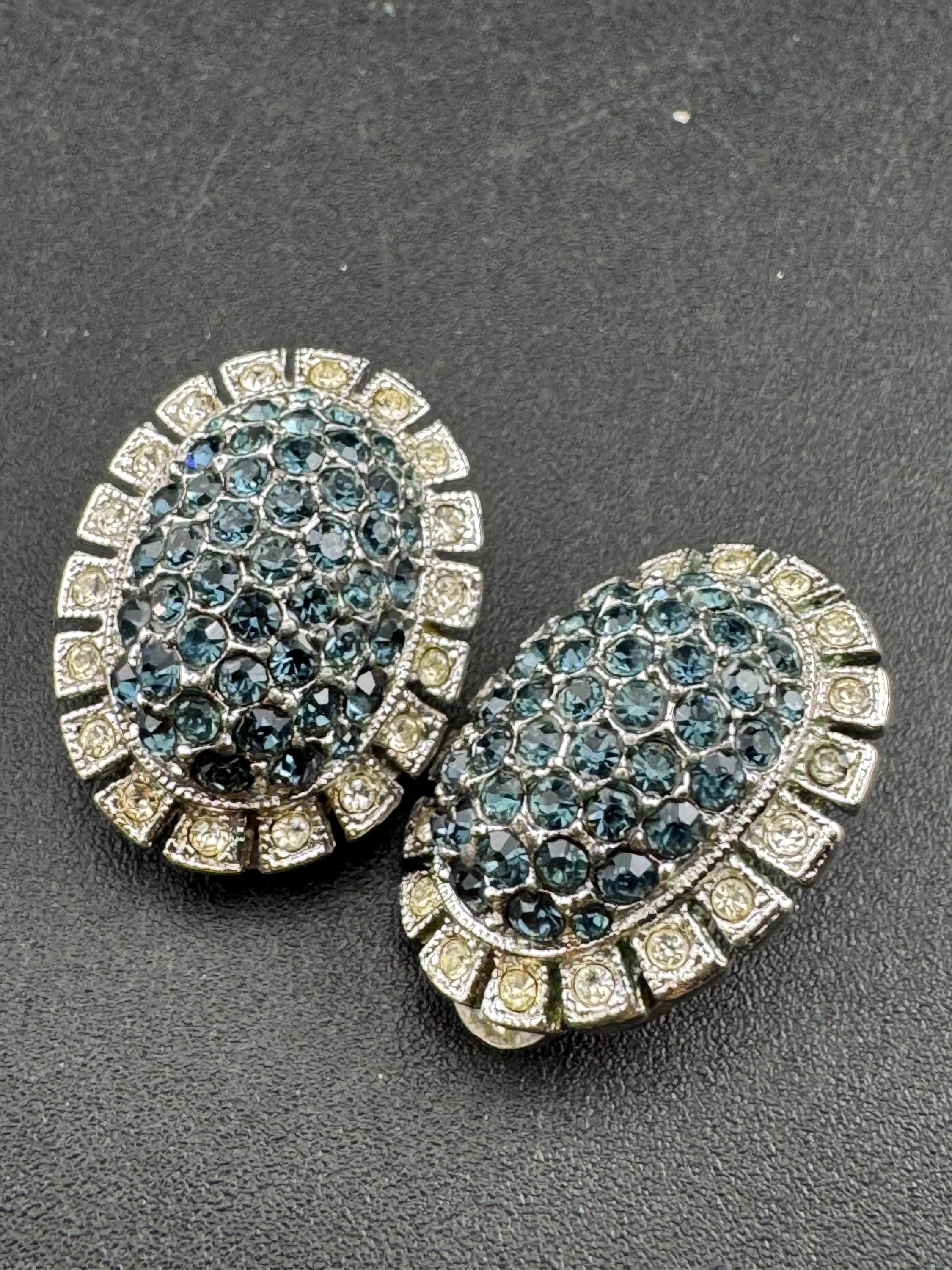Vintage blue sapphire and clear glass diamanté oval clip on earrings, silver tone