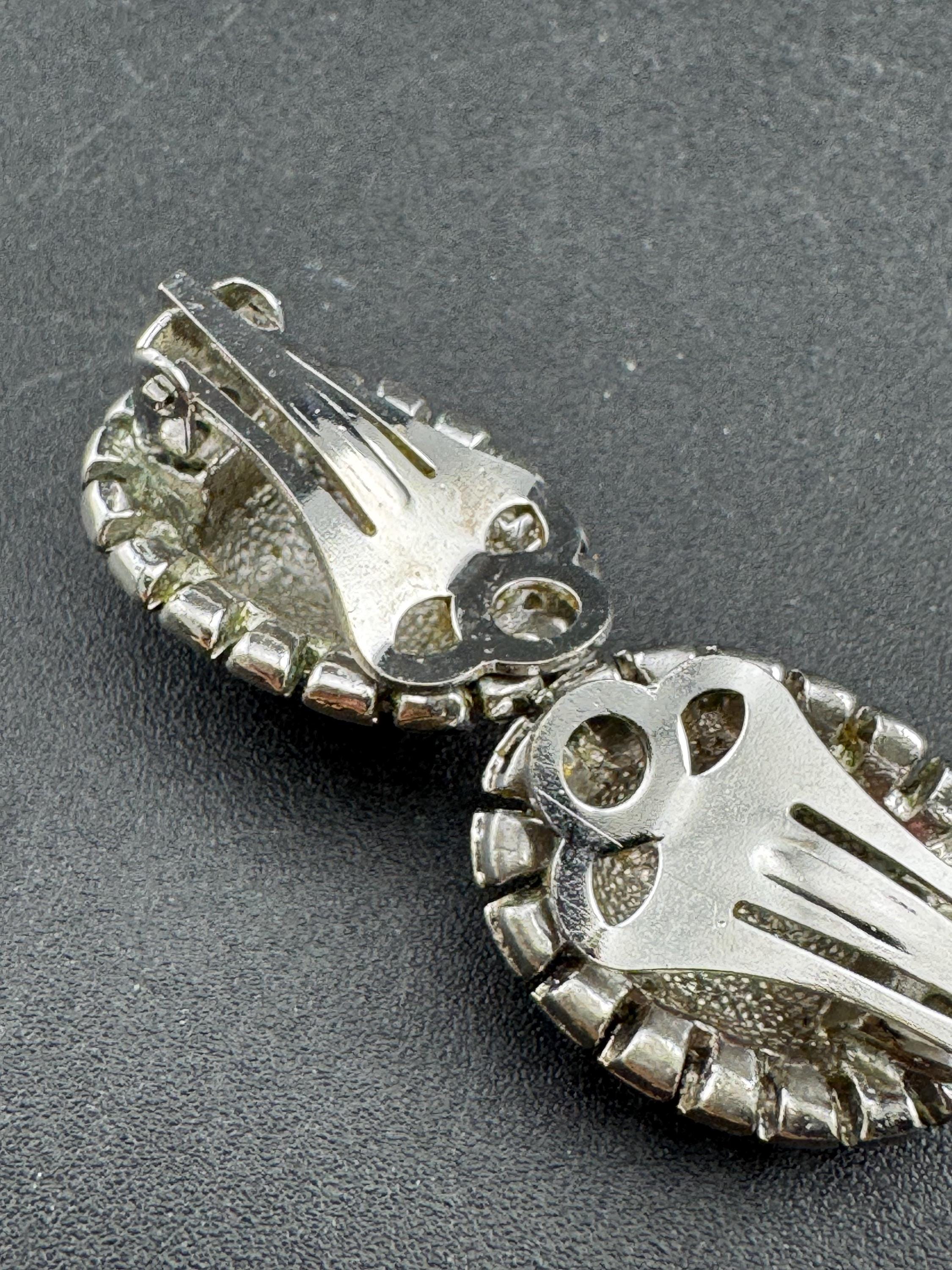 Vintage blue sapphire and clear glass diamanté oval clip on earrings, silver tone