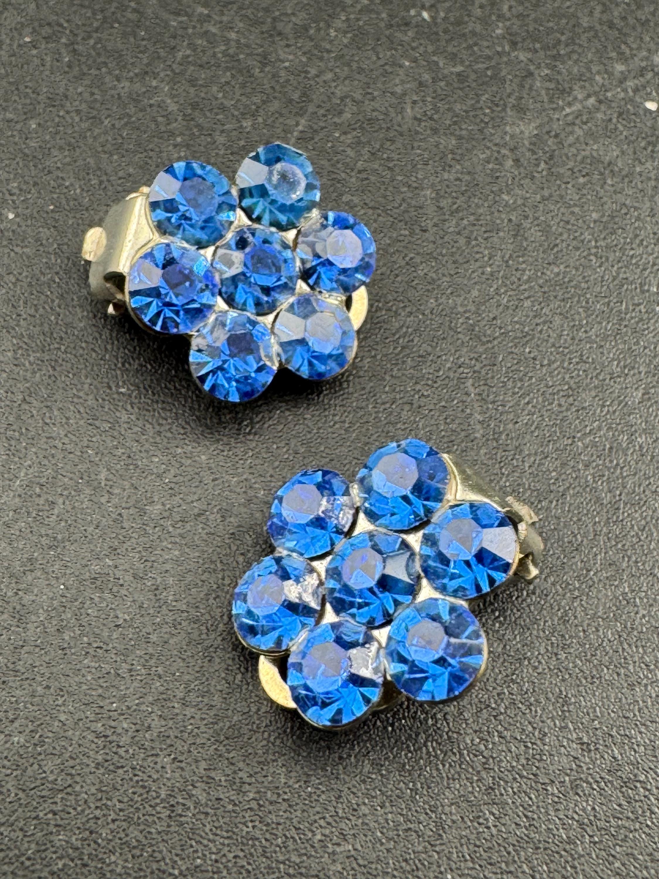 Dainty Vintage blue sapphire diamanté clip on earrings, silver tone