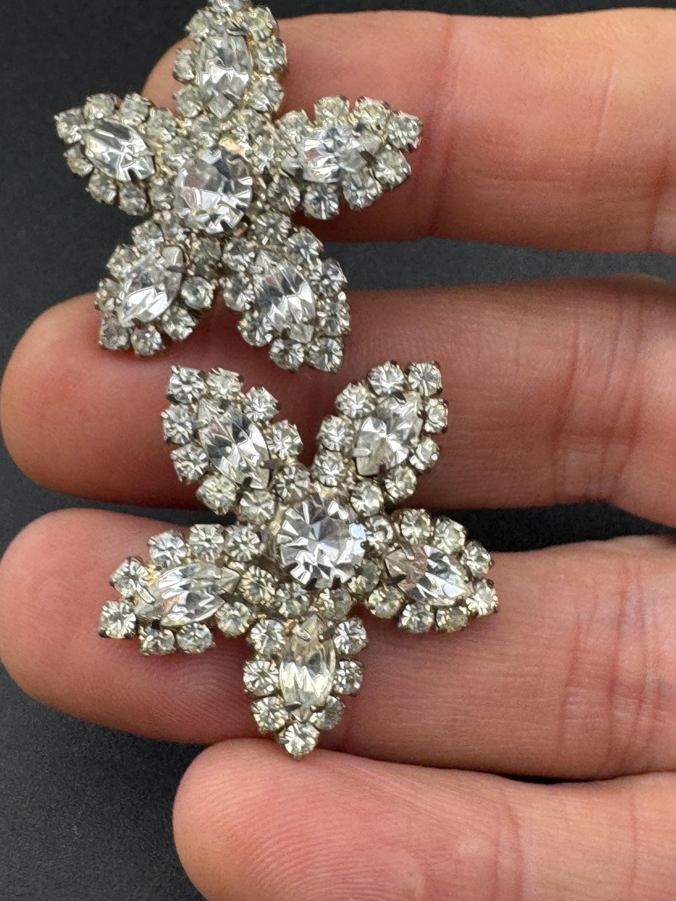 oversized vintage clear crystal Rhinestone star Clip On Earrings, silver tone studs