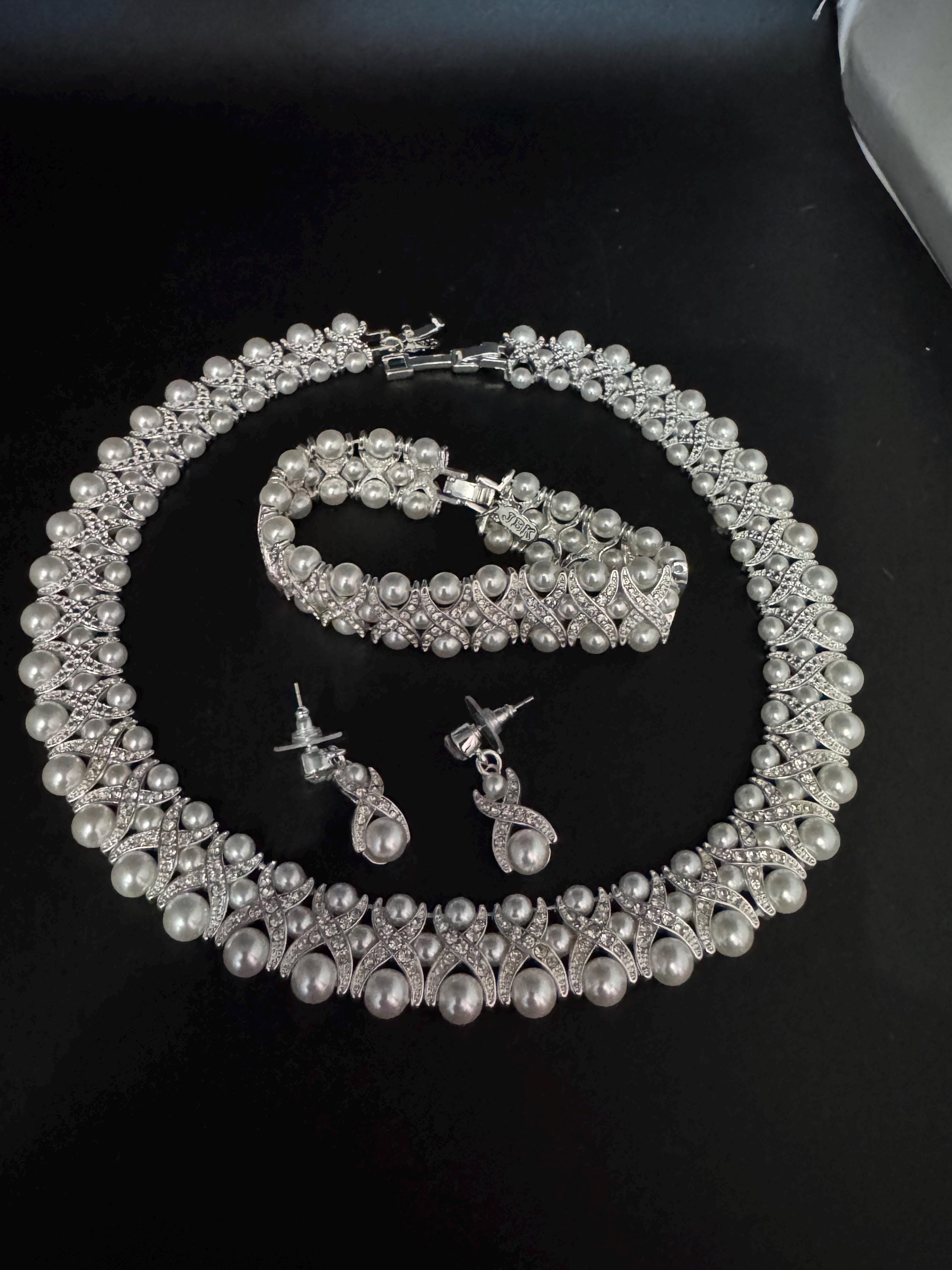 Vintage JBK Rhinestone and pearl jewelry set: Necklace bracelet and Earrings