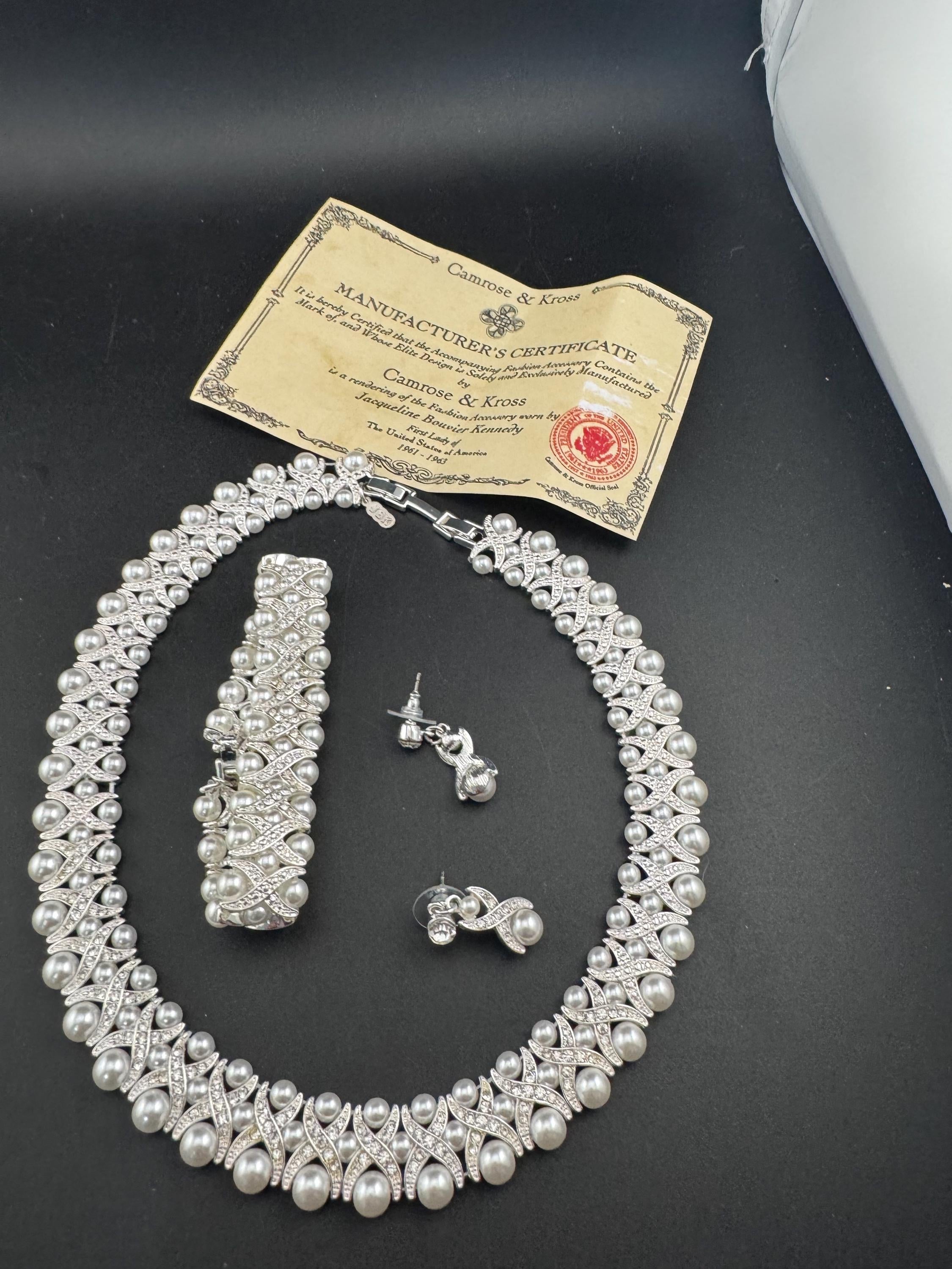 Vintage JBK Rhinestone and pearl jewelry set: Necklace bracelet and Earrings