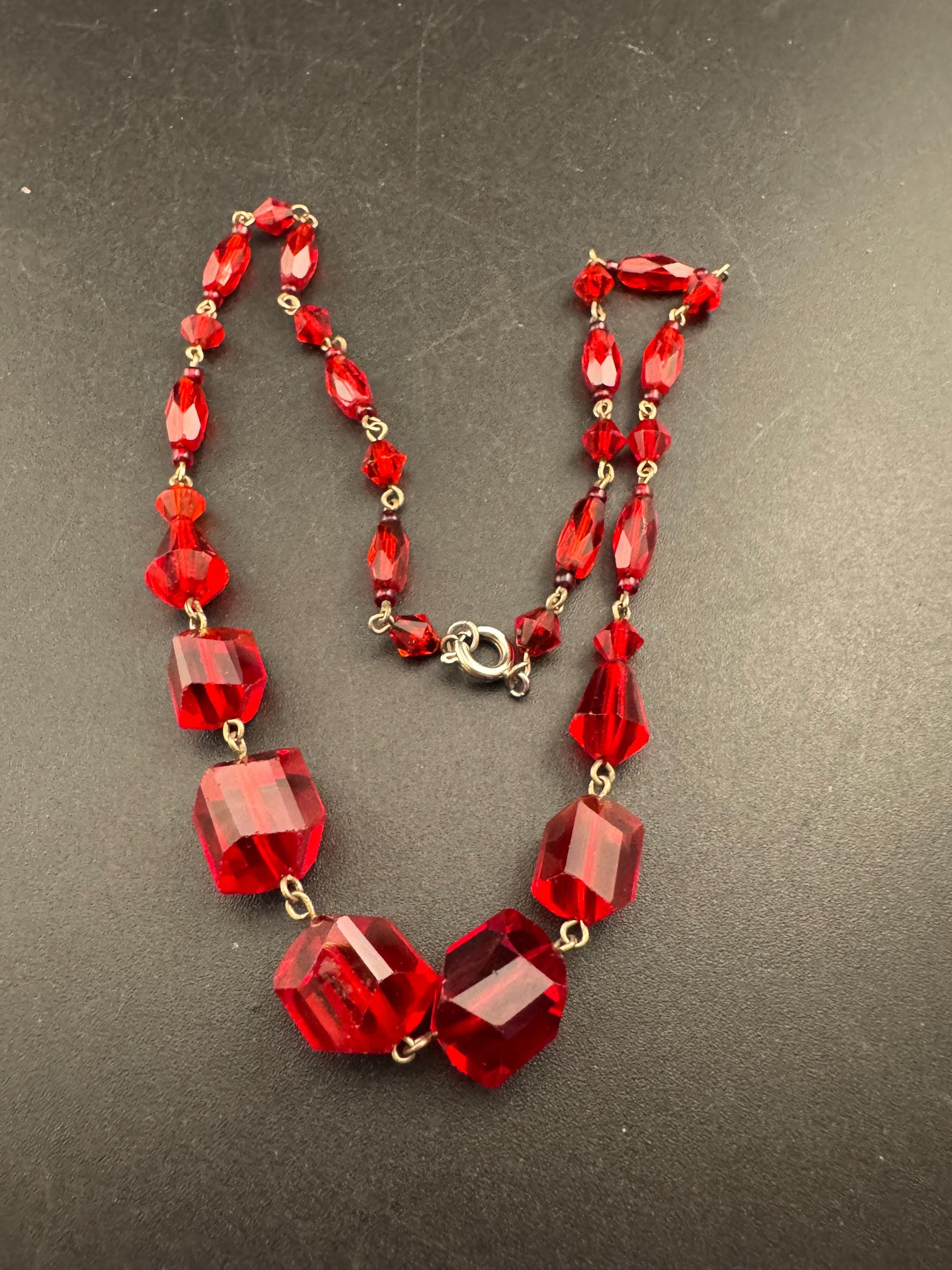Vintage red ruby glass beaded art deco necklace