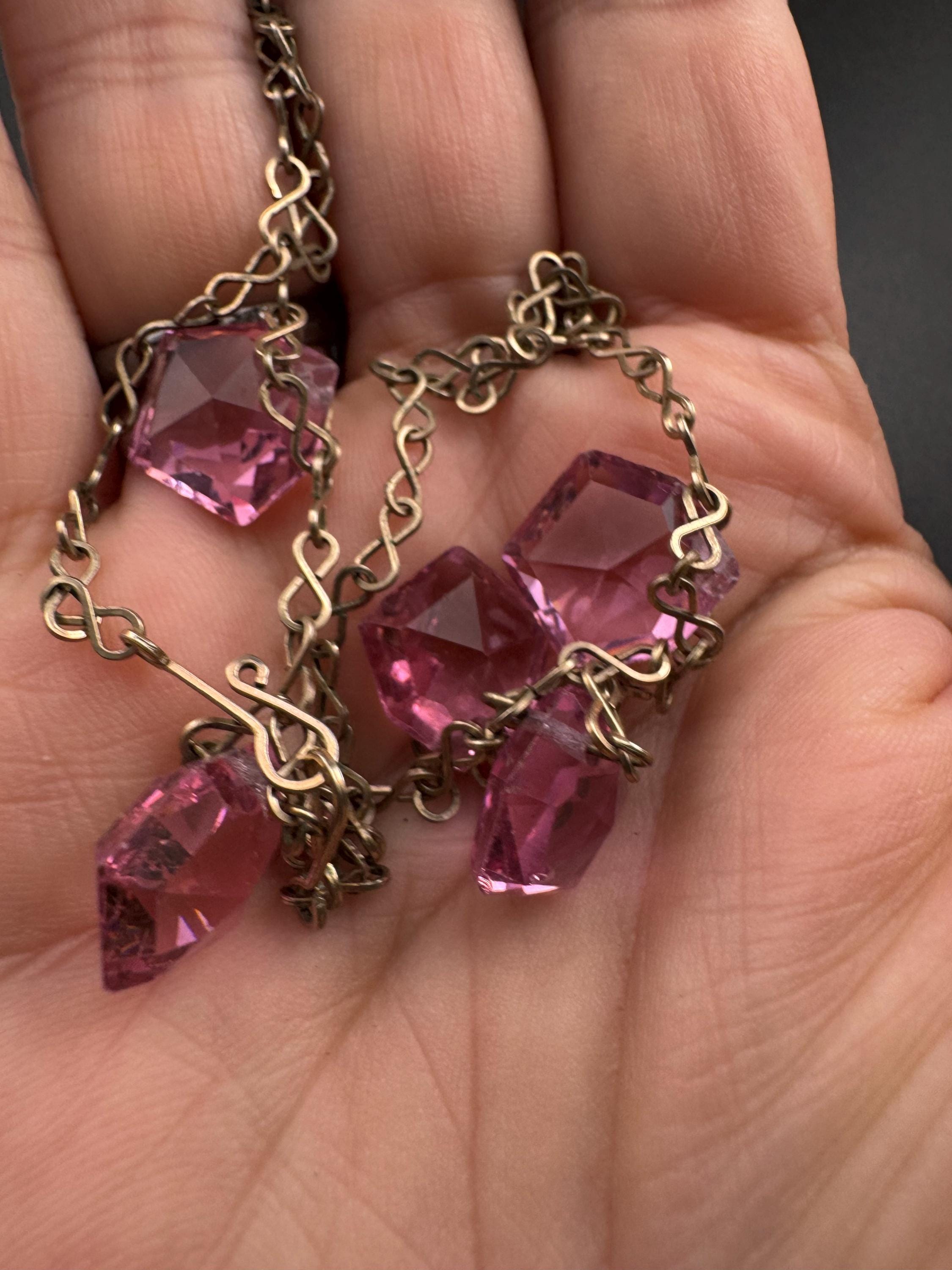 Art Deco pink glass crystal drop necklace, gilt metal chain