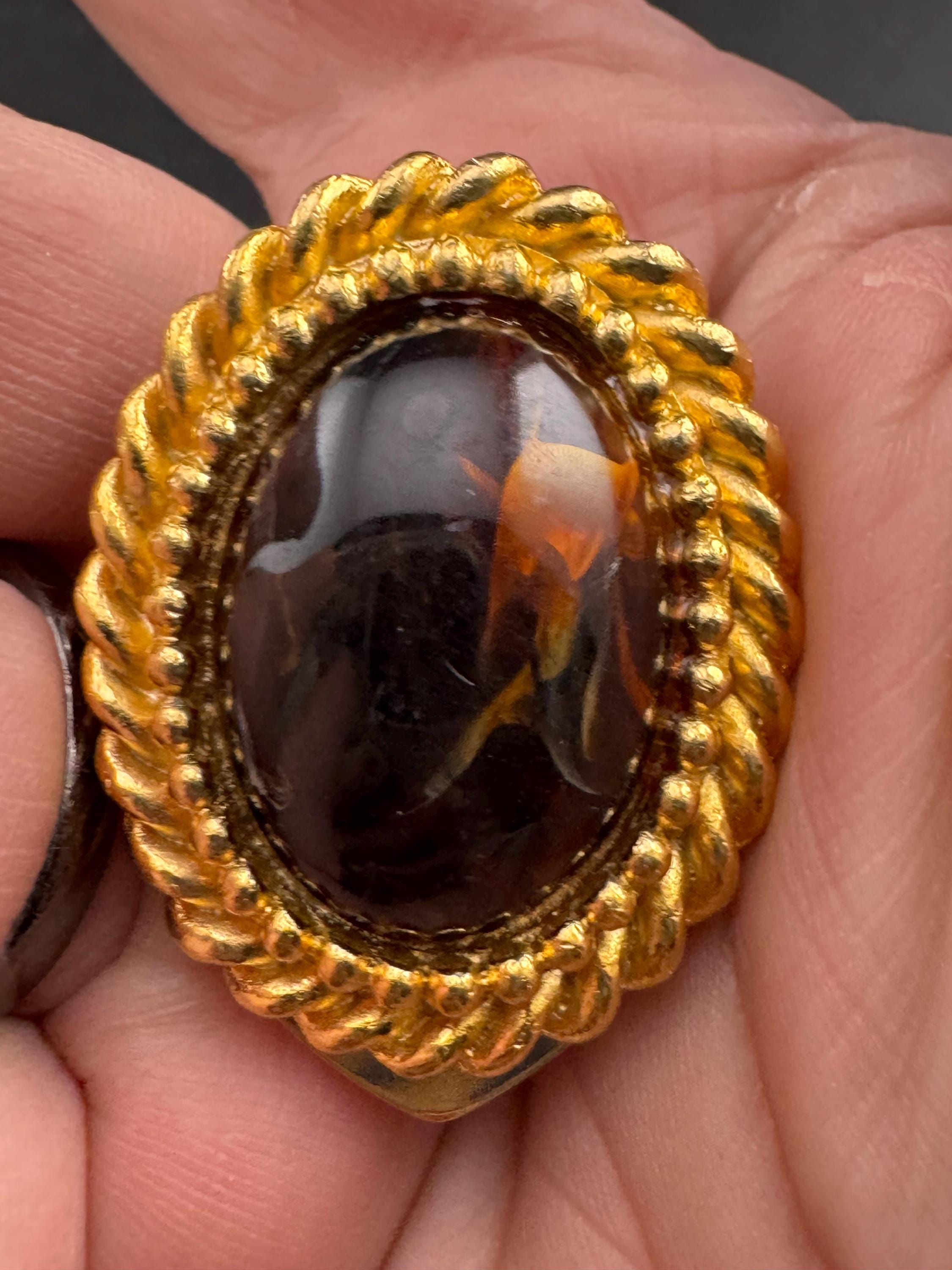 Gold rope edge brown cabochon Oval Scarf ring , unused 1980s