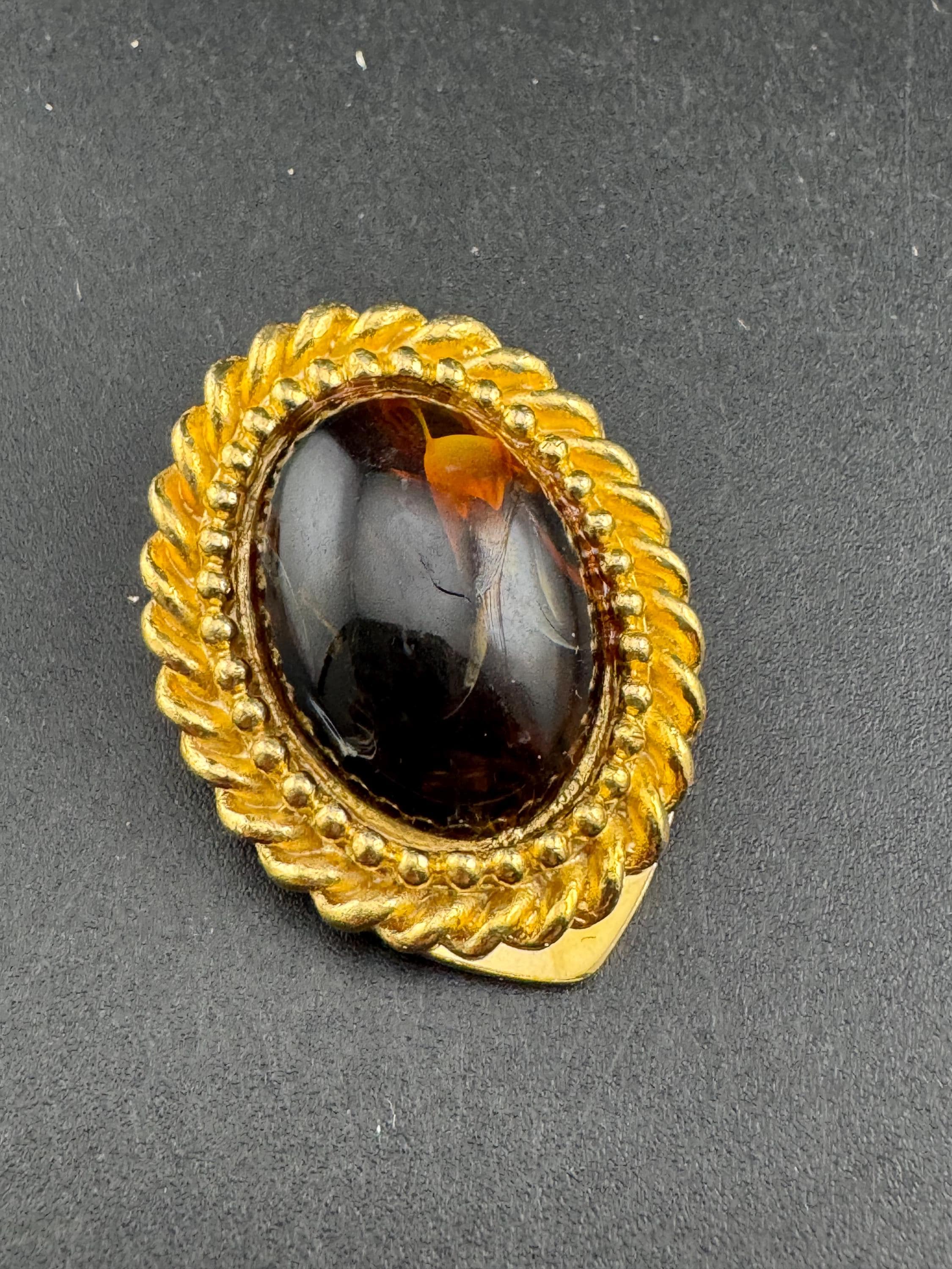 Gold rope edge brown cabochon Oval Scarf ring , unused 1980s