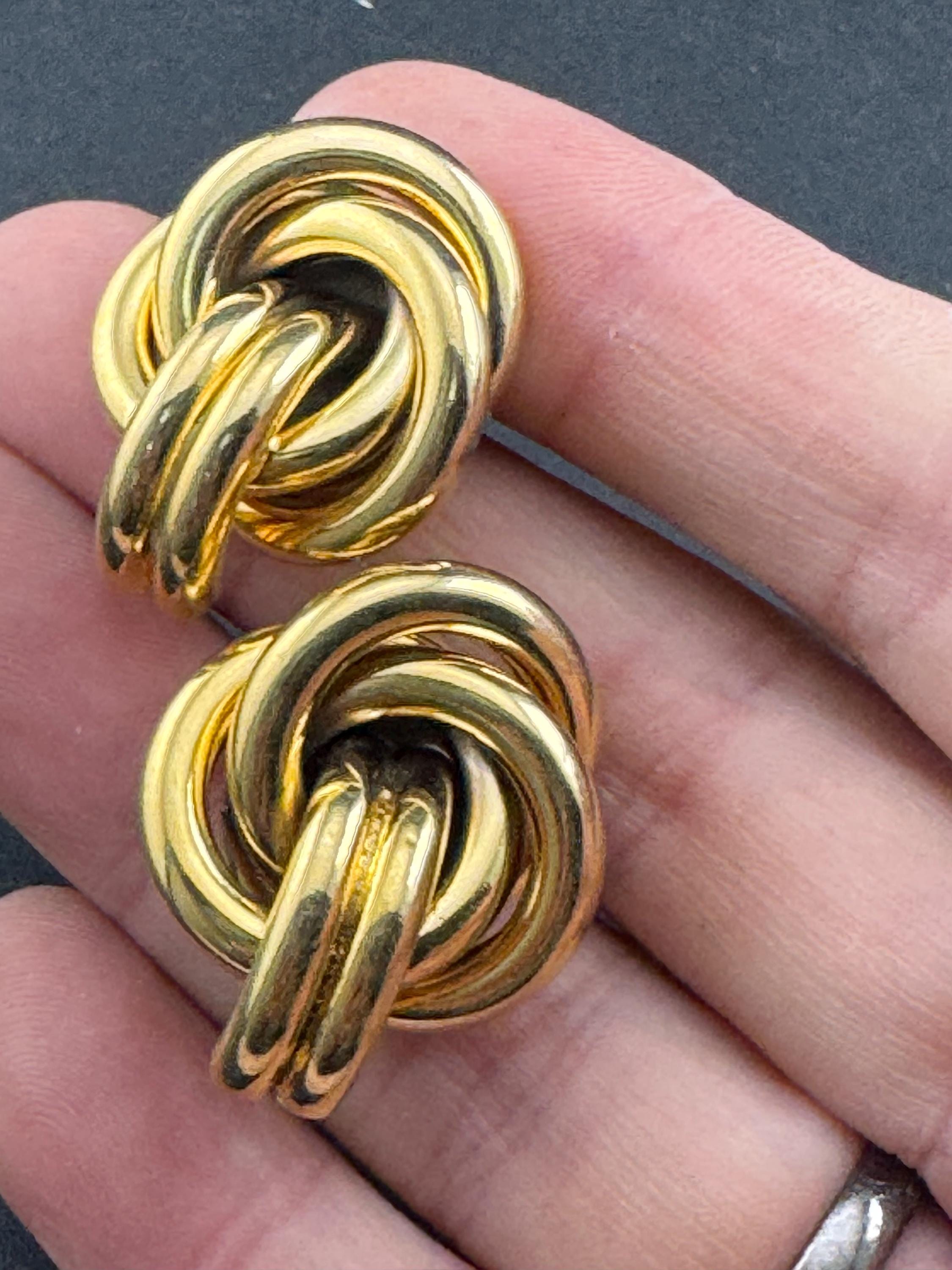 Vintage 1980s Gold tone tube knot pierced stud earrings, unused retro