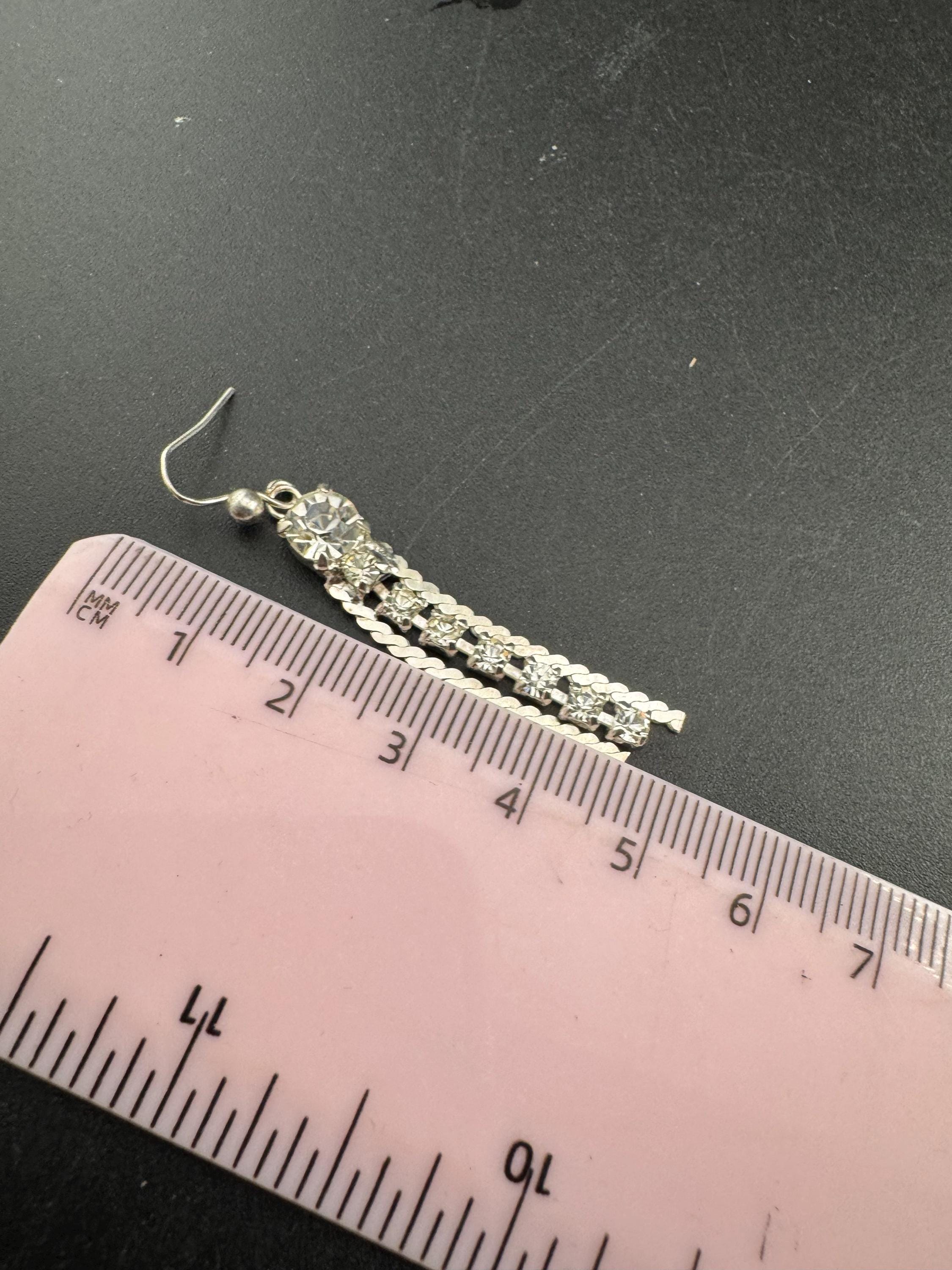 Sparkly 5cm long silver tone chain tassel diamanté drop earrings, pierced earwires vintage and unused