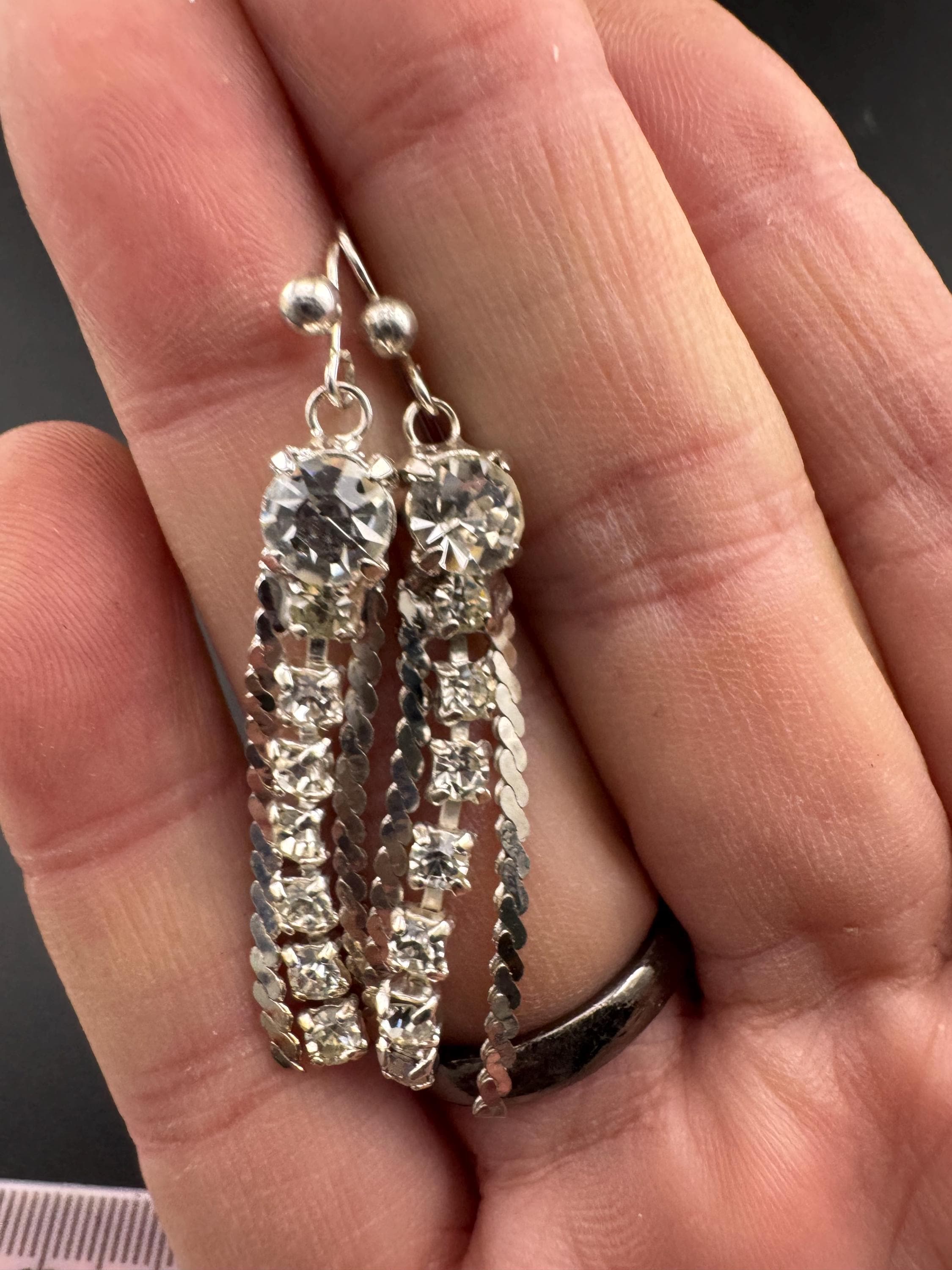 Sparkly 5cm long silver tone chain tassel diamanté drop earrings, pierced earwires vintage and unused