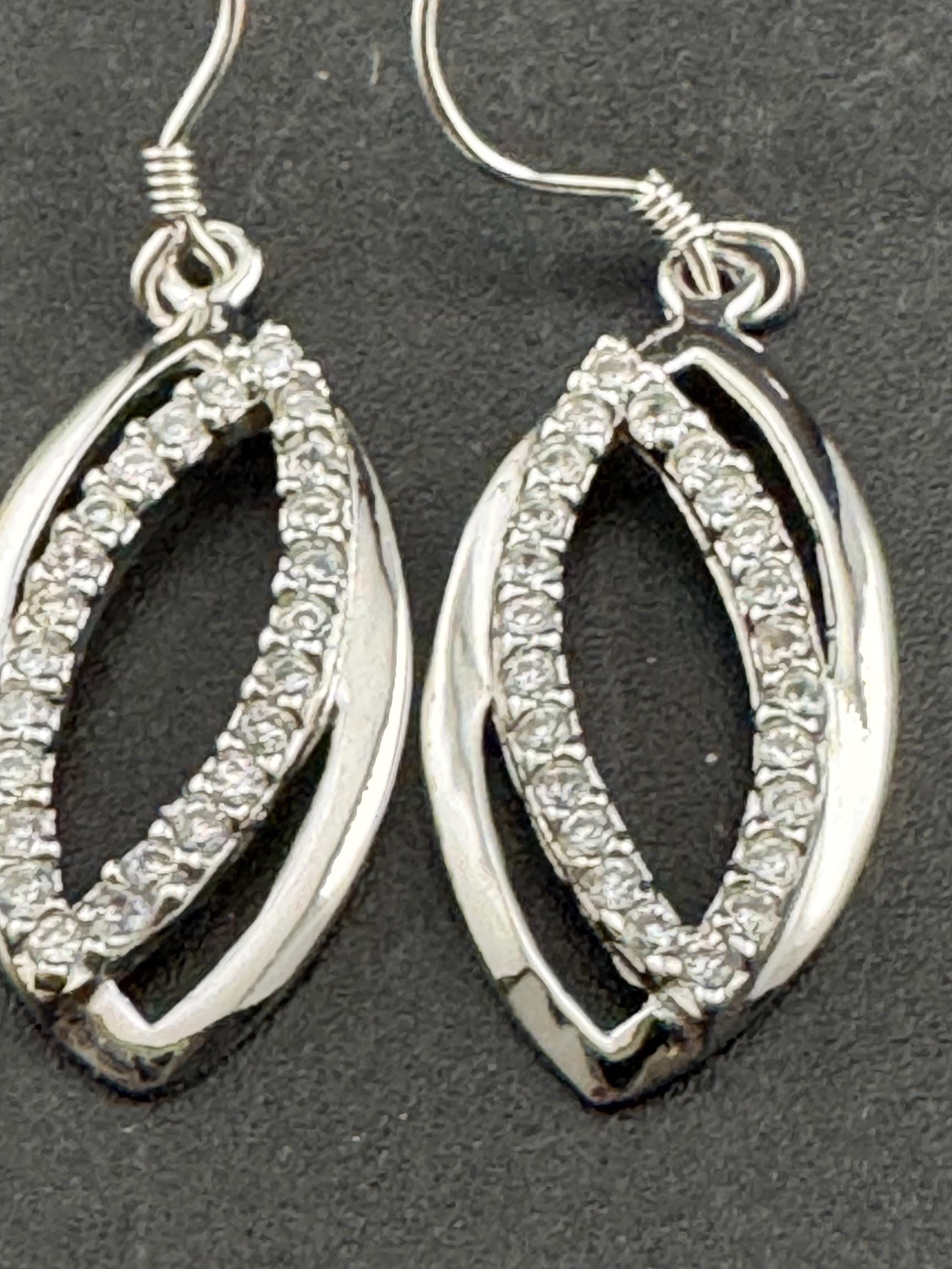 925 dainty pierced drop Earrings, sterling silver set with clear diamanté gem stones