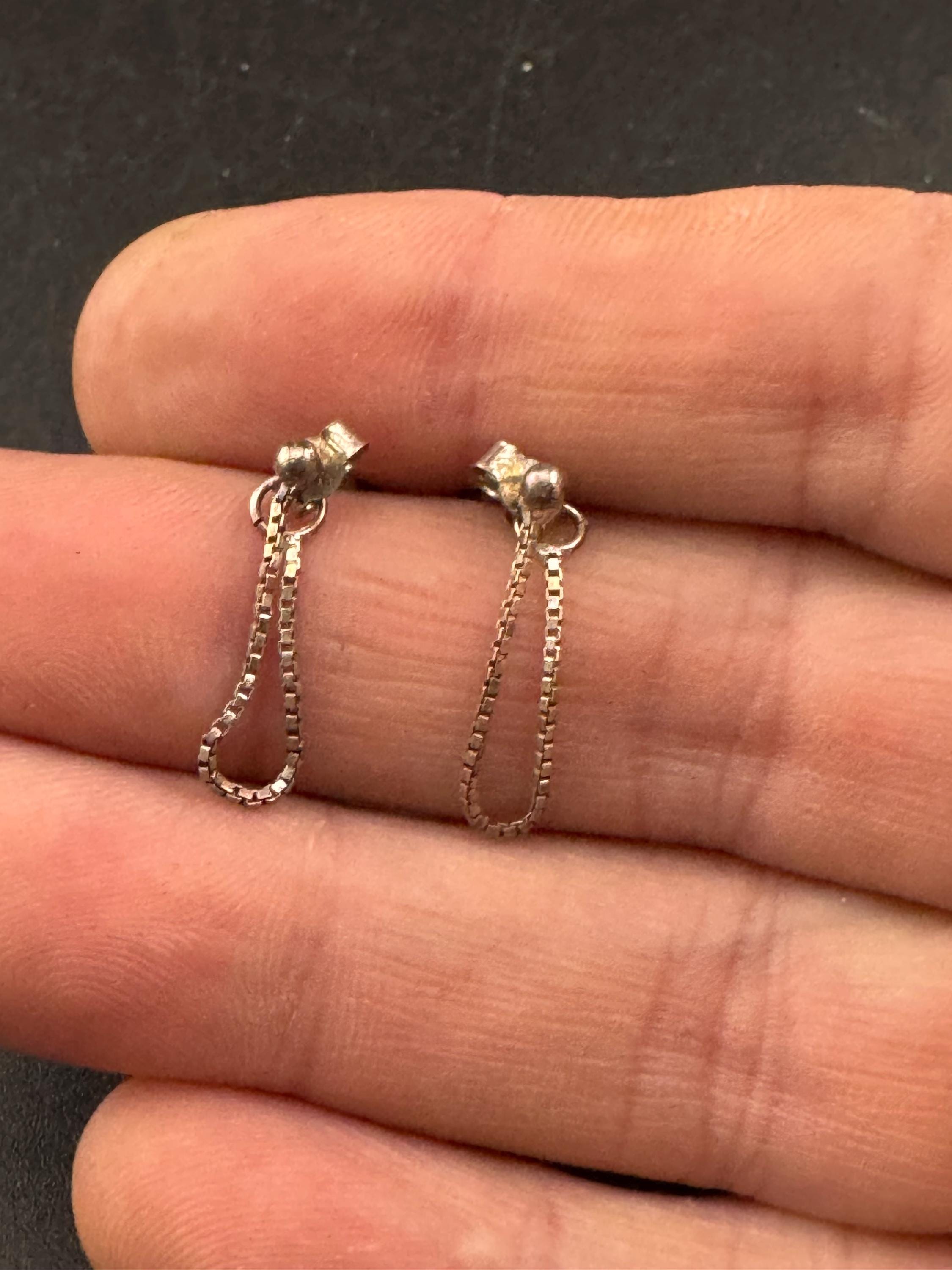 Dainty 925 Sterling Silver box chain Drop loop Earrings: 1970s