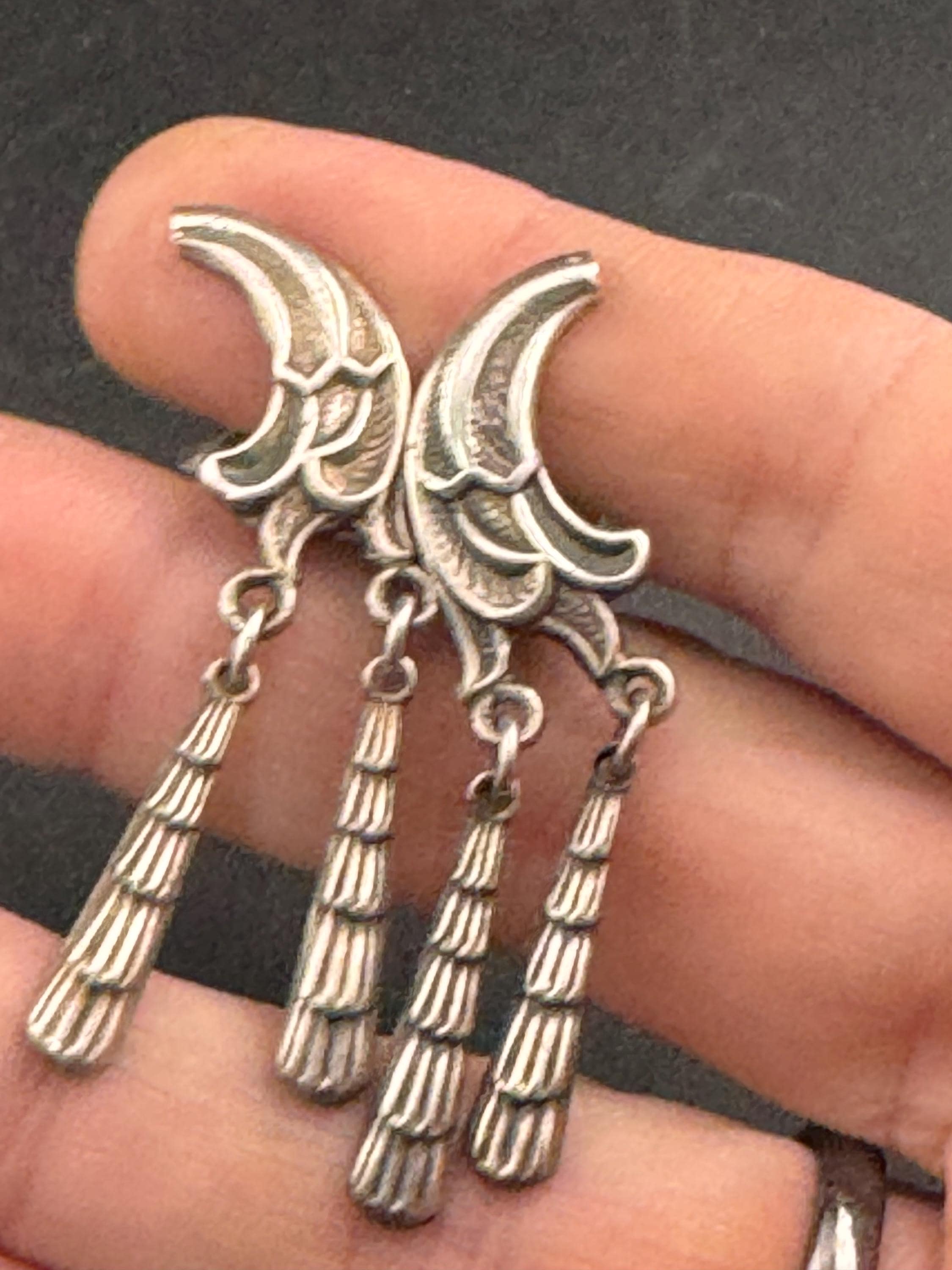 Vintage 925 modernist long dangly abstract clip on earrings, sterling silver