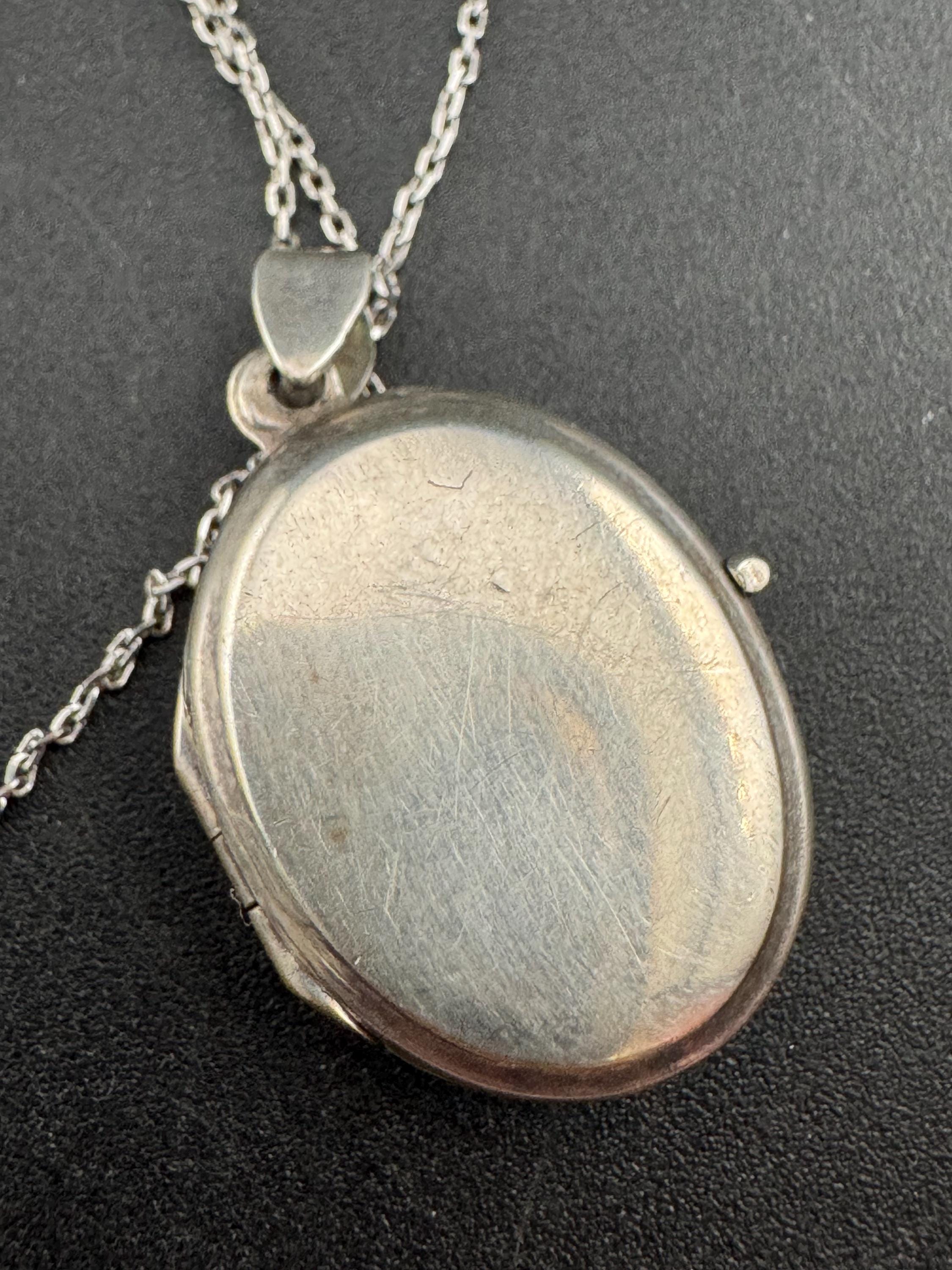 Onyx or black enamel 925 sterling silver Vintage Locket , Photo keepsake Locket