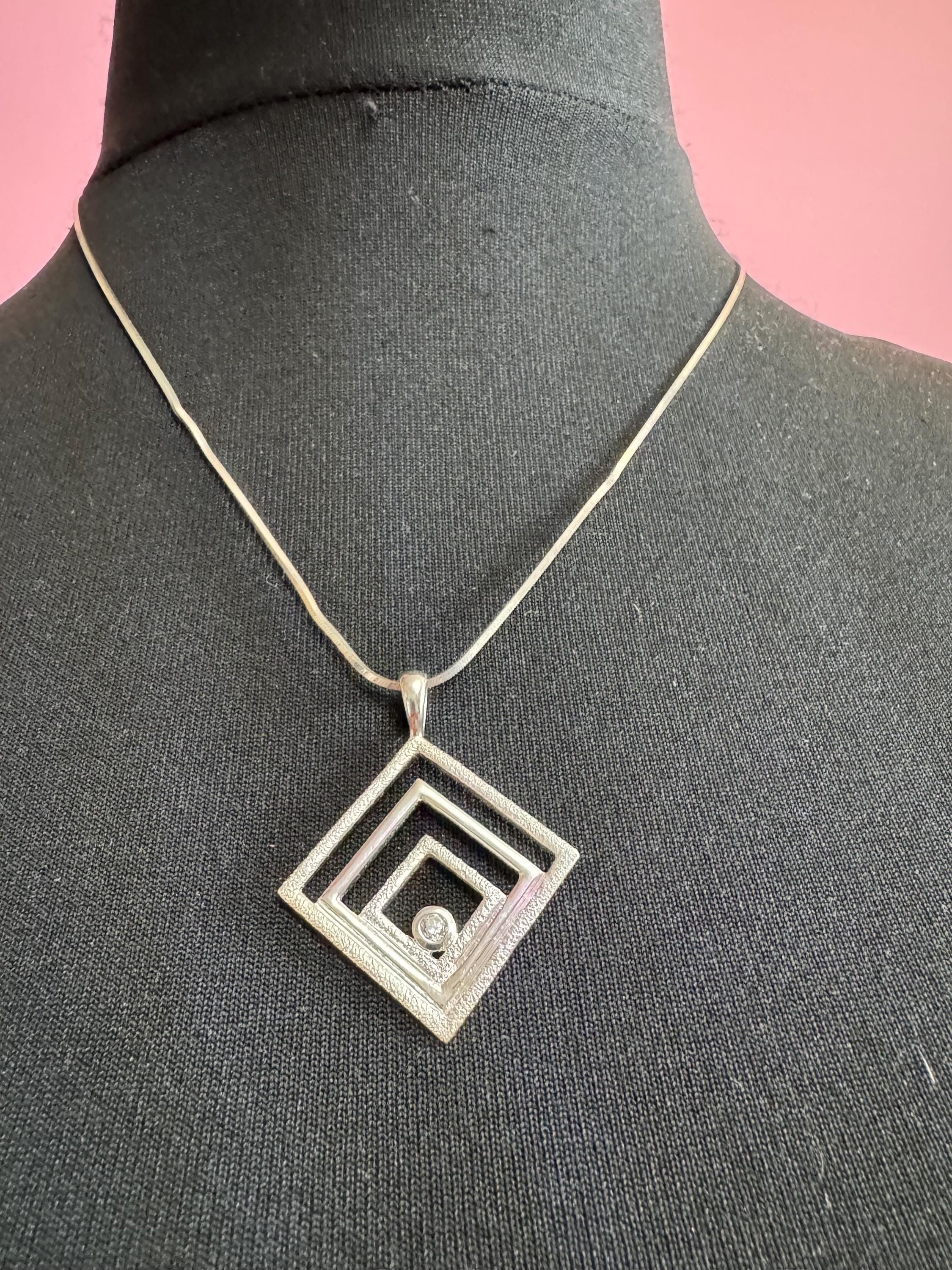Vintage 925 geometric diamanté Pendant Necklace: modernist Sterling Silver