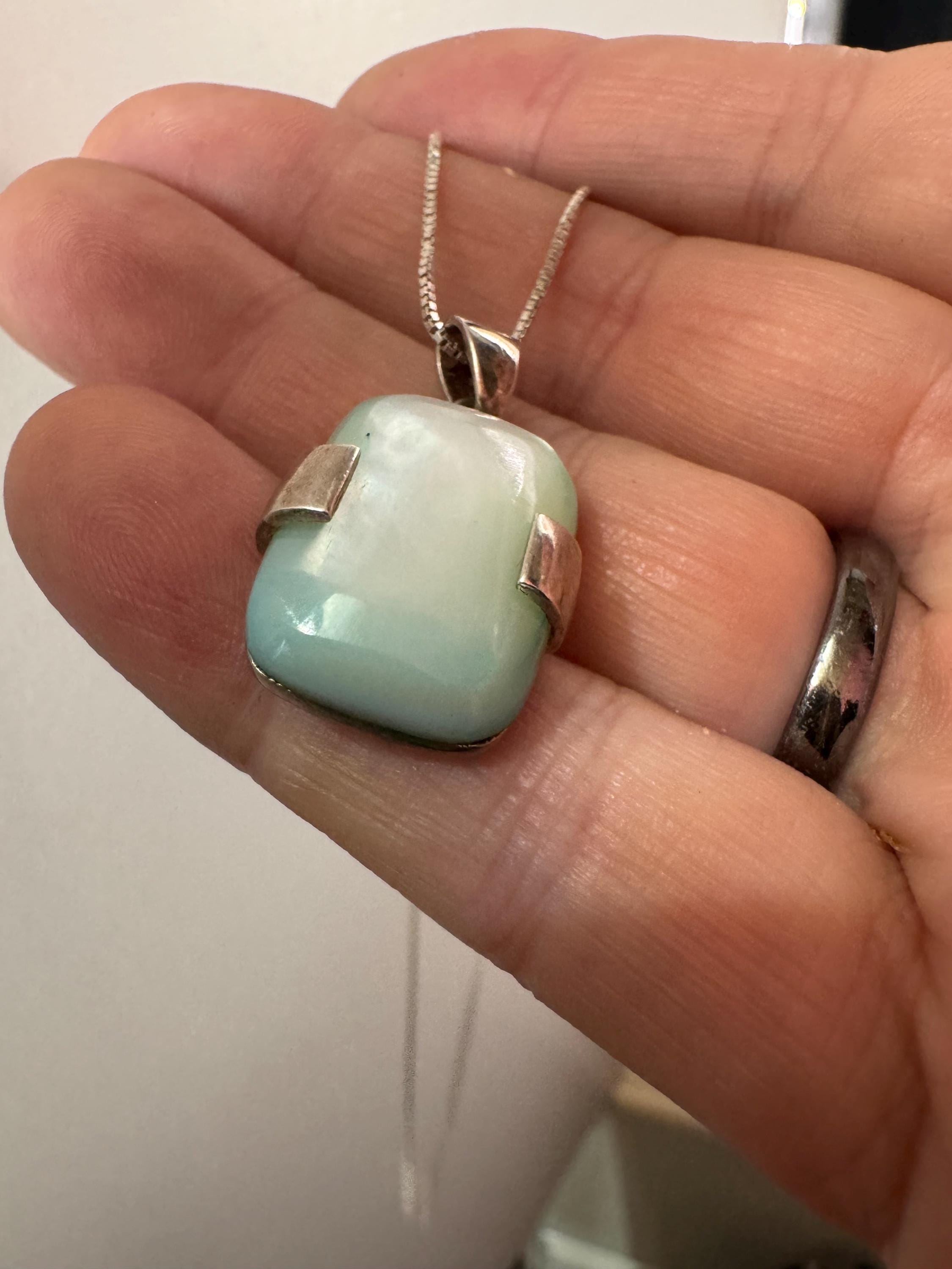 Vintage 925 blue mother of pearl shell Pendant Necklace: modernist Sterling Silver