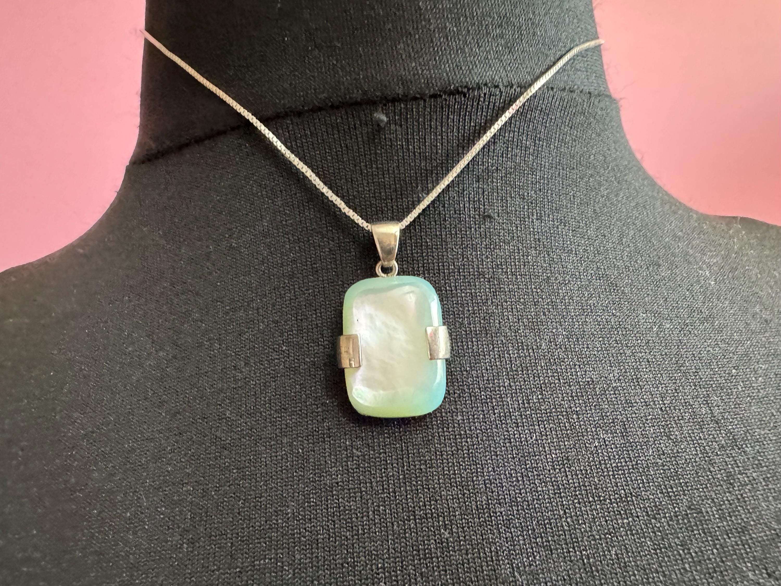 Vintage 925 blue mother of pearl shell Pendant Necklace: modernist Sterling Silver