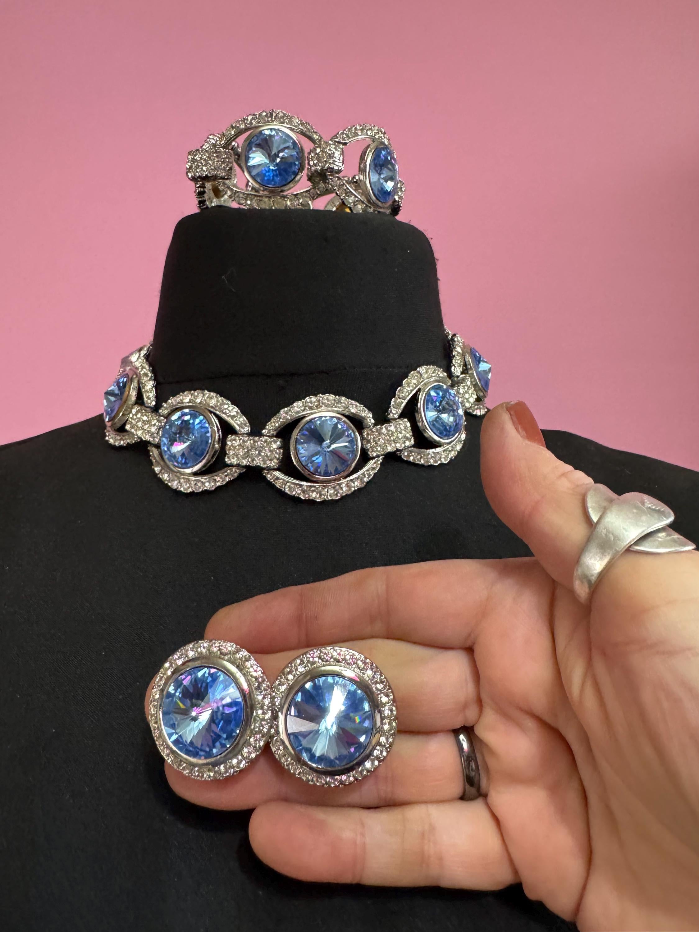 Vintage sapphire BLUE Swarovski rivoli crystal jewellery set, necklace,bracelet and clip on earrings.
