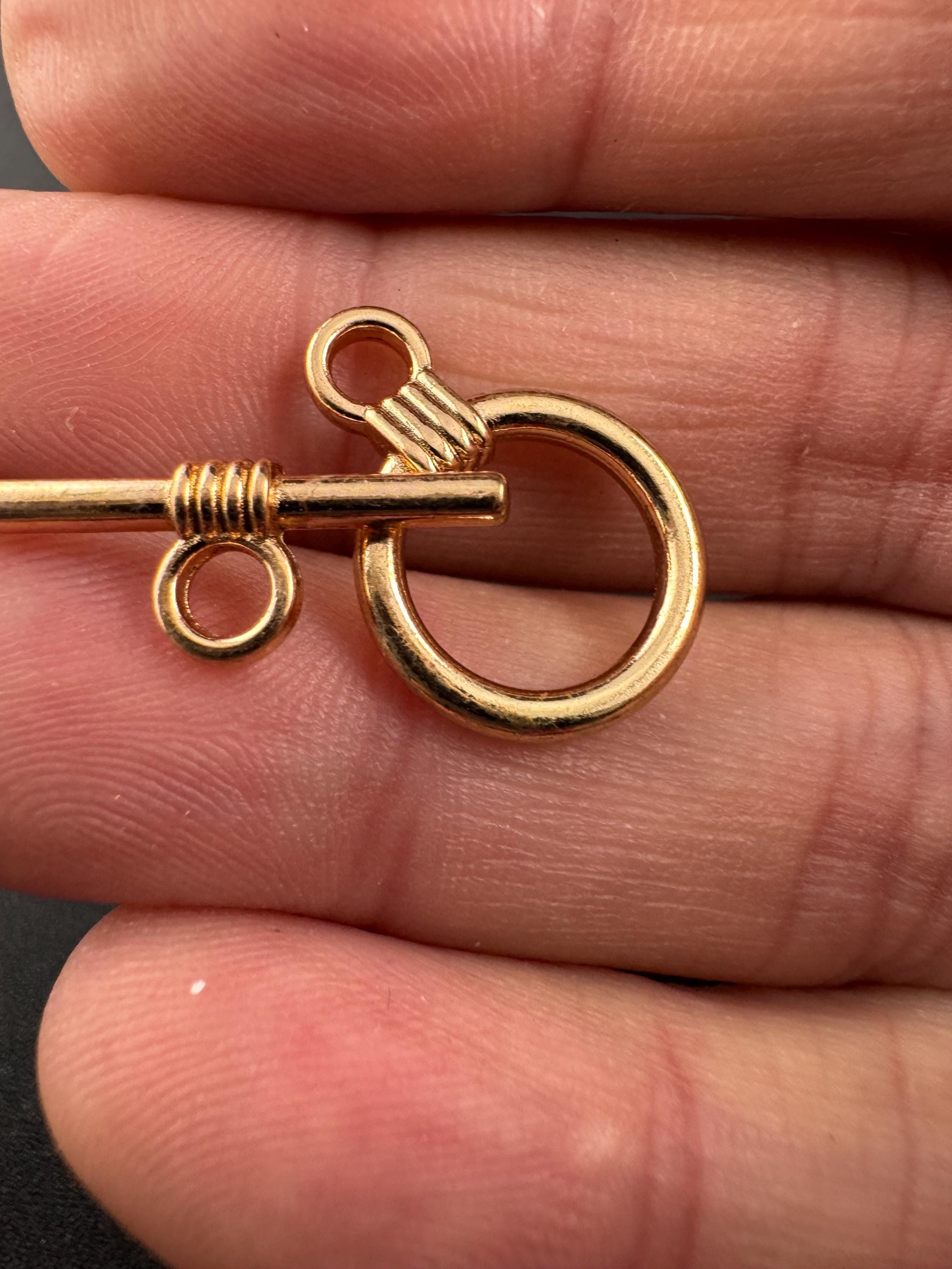 Toggle tbar necklace clasps, pack of 6 pairs, gold or silver tone