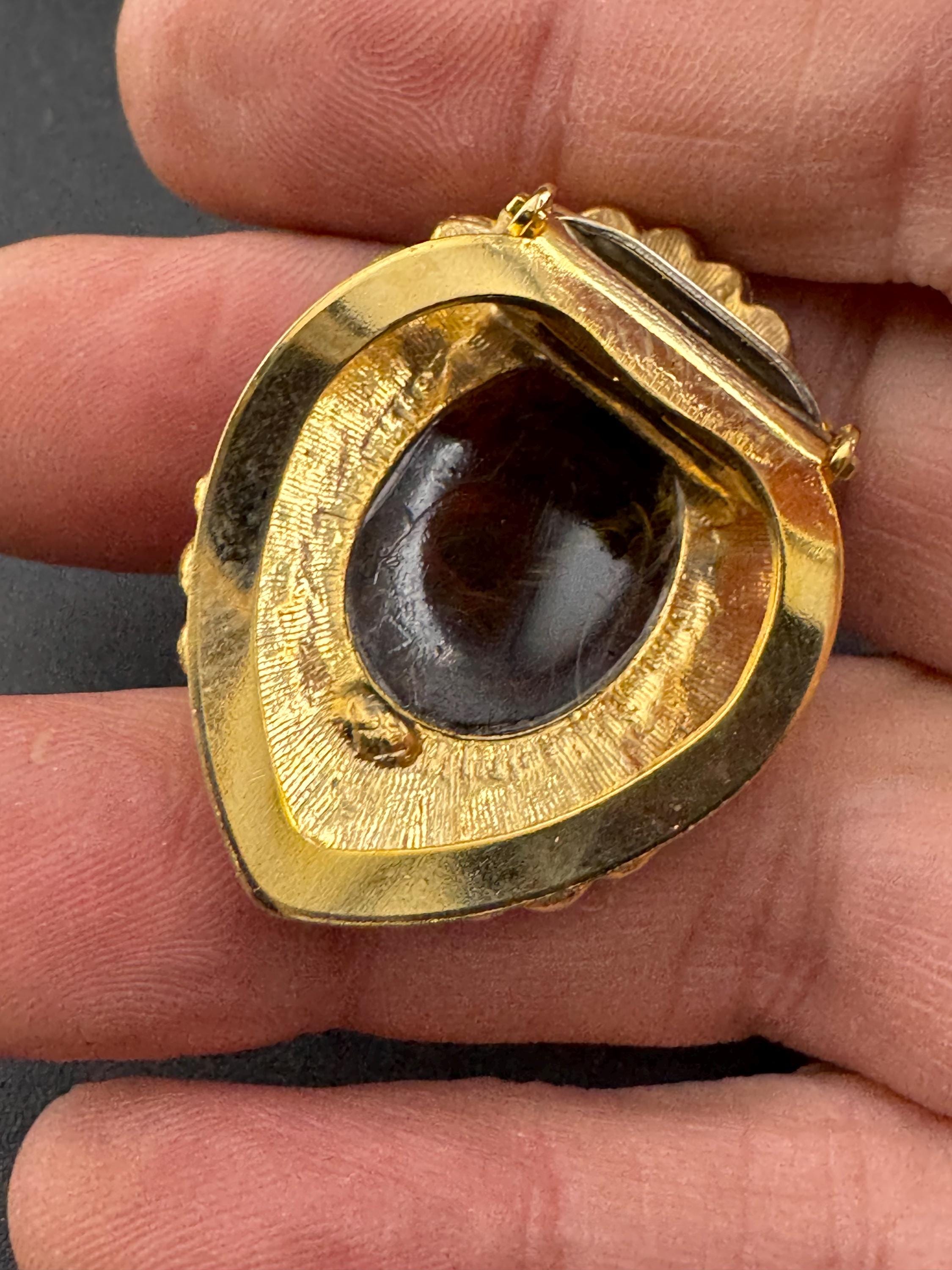 Gold rope edge brown cabochon Oval Scarf ring , unused 1980s