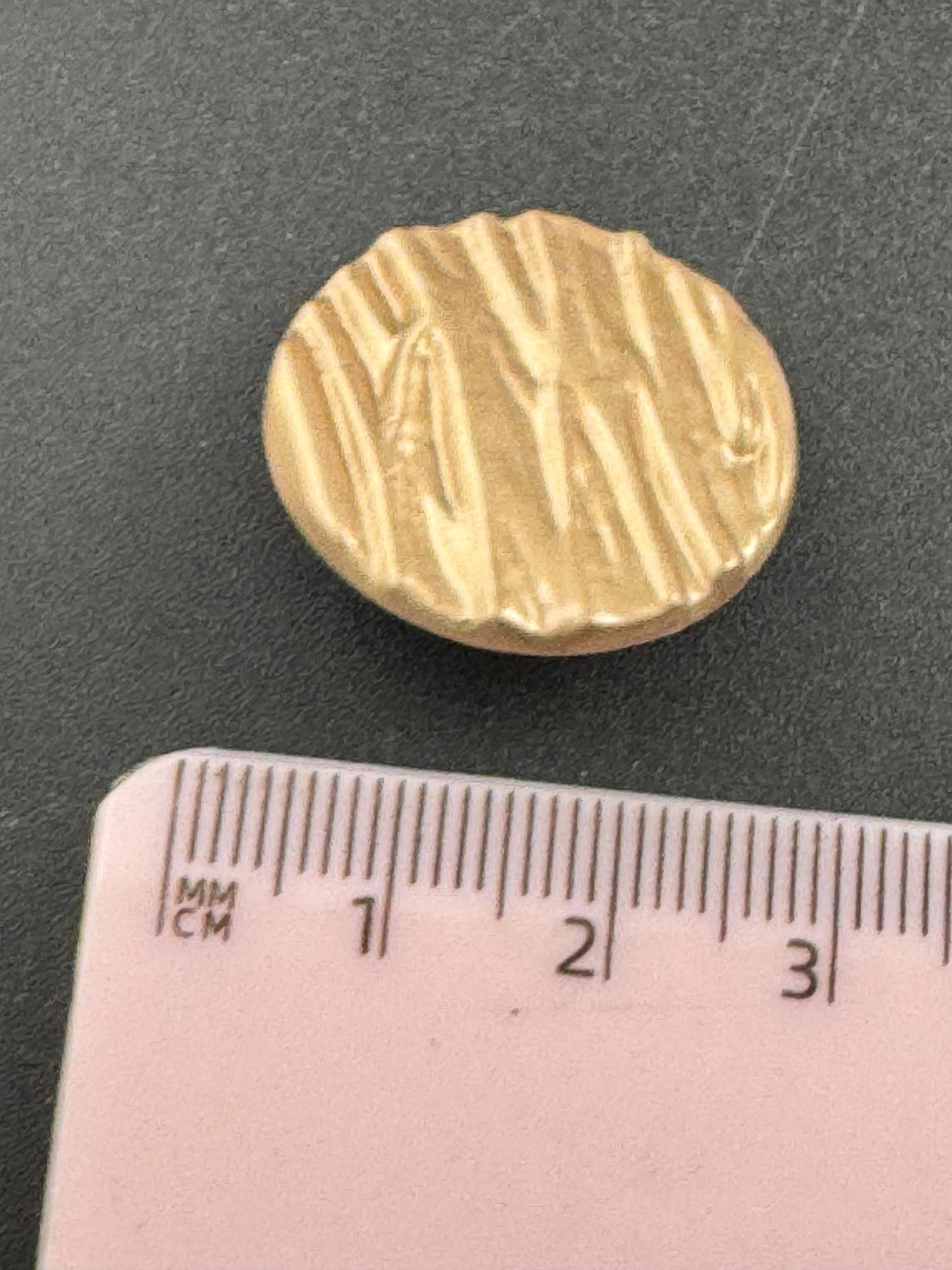 25mm Matt gold metal buttons, 5 pack textured design