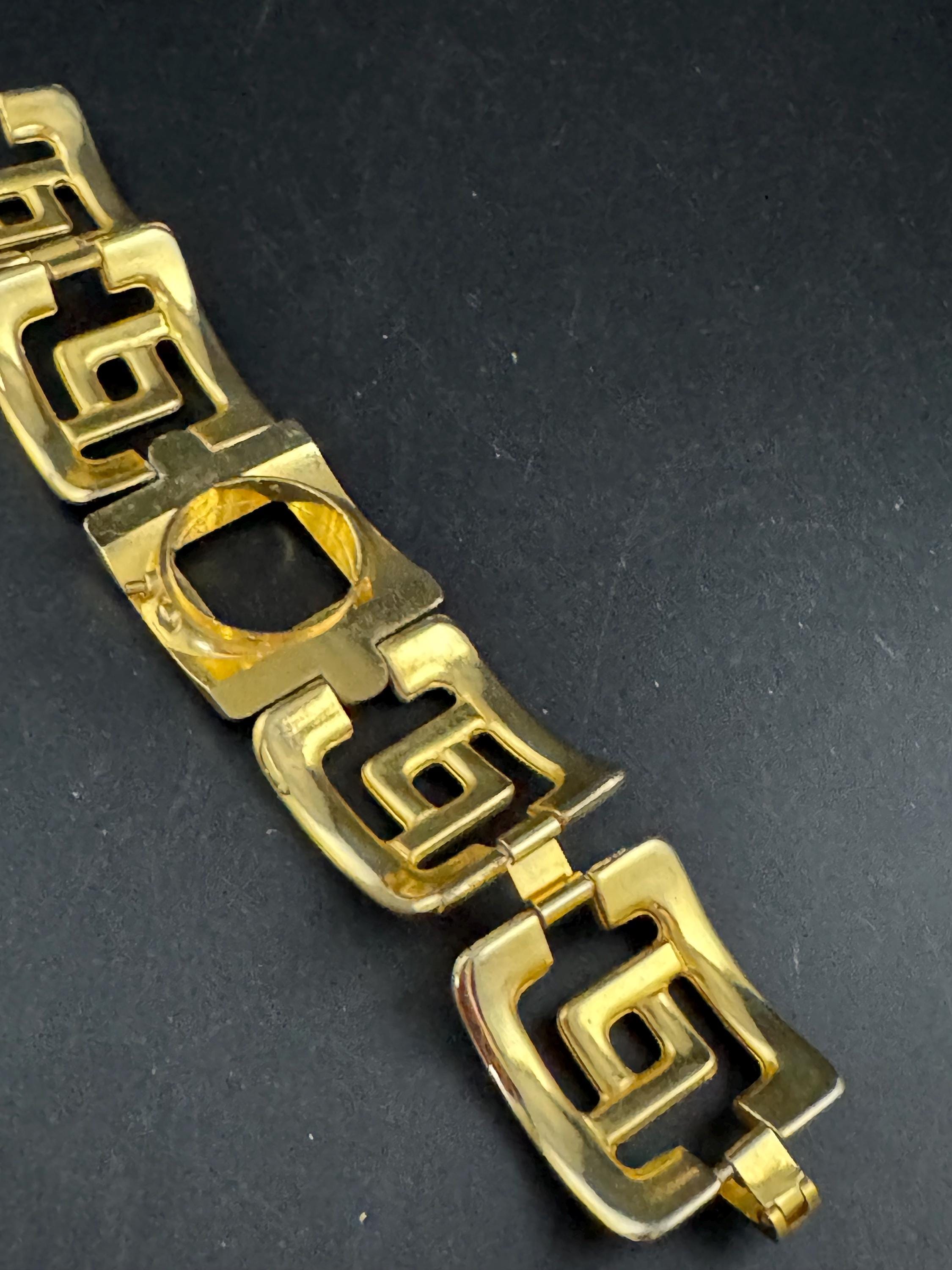 Retro 80s chunky panel link bracelet, gold tone watch strap